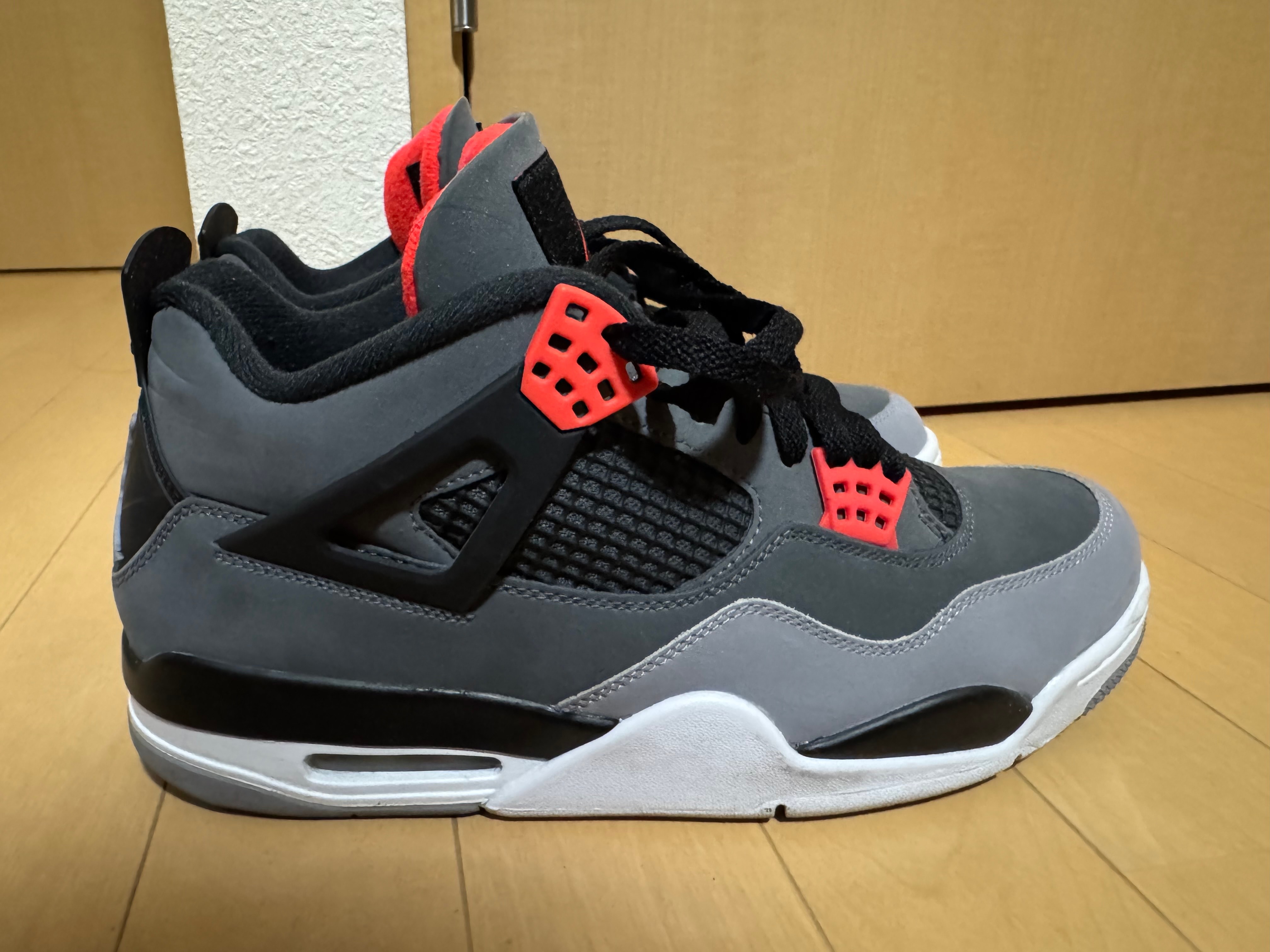 ナイキ エアジョーダン4 レトロ "インフラレッド23"