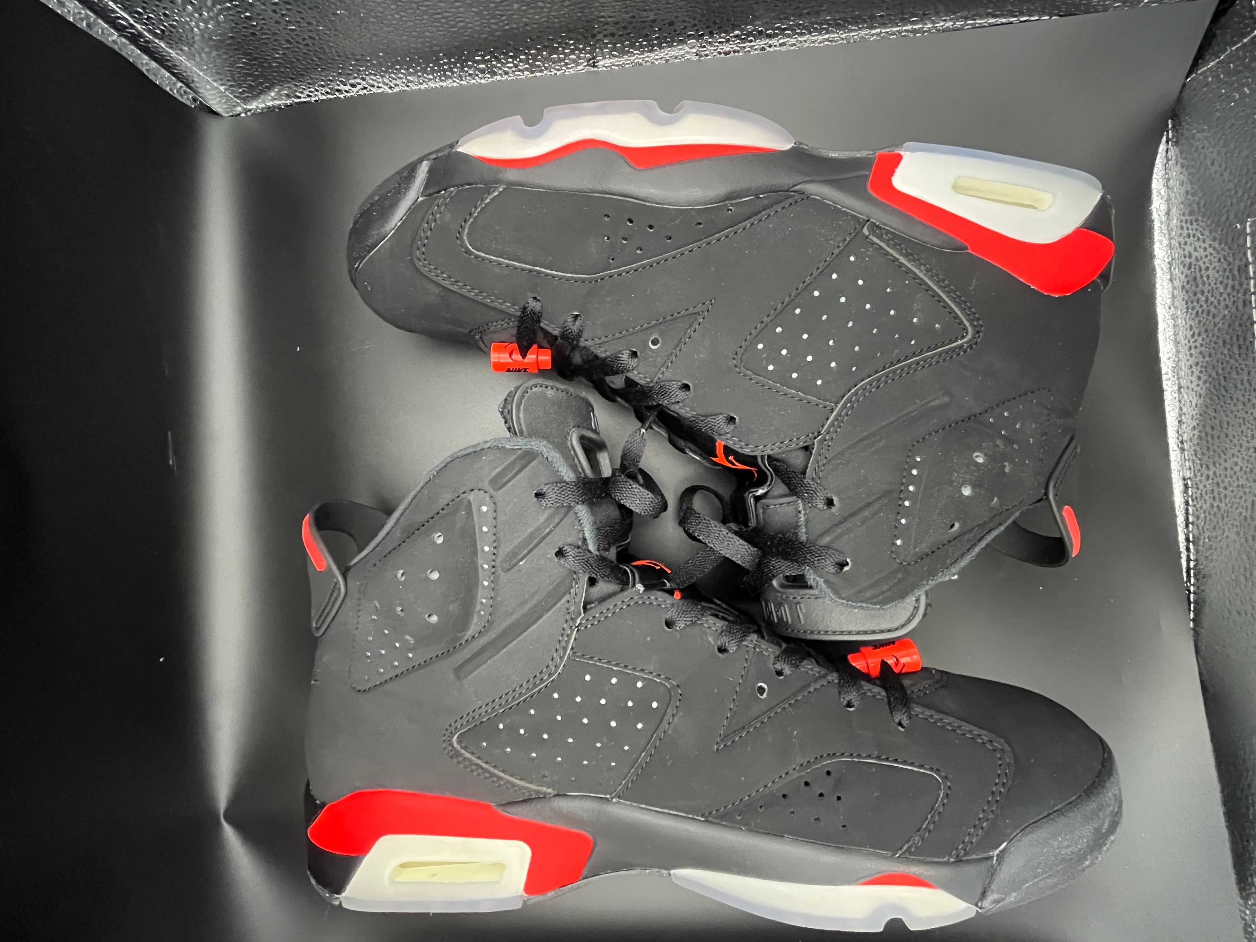 Nike Air Jordan 6 Retro OG "Black/Infrared"