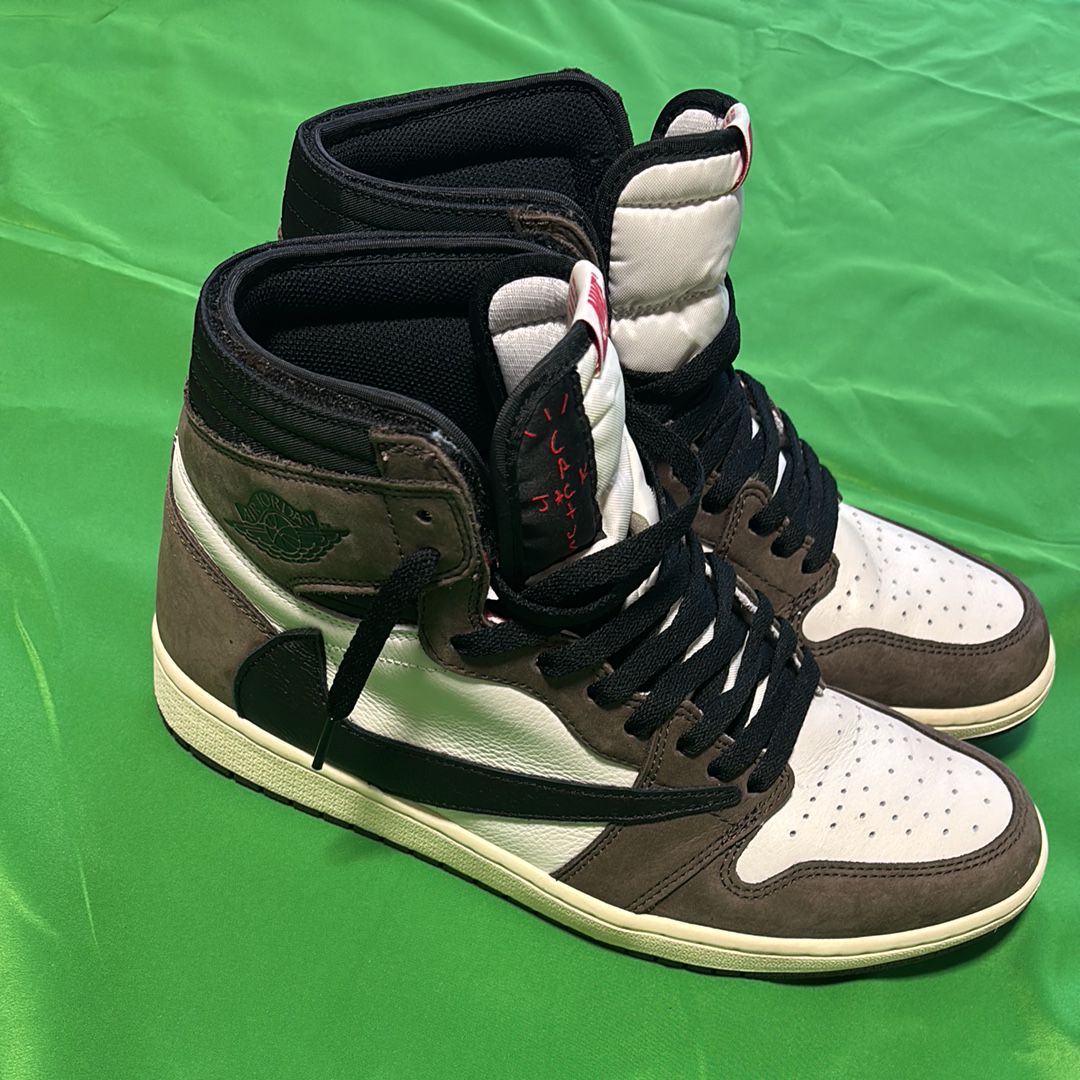 Travis Scott × Nike Air Jordan 1 Retro High OG TS SP "Sail/Dark Mocha"