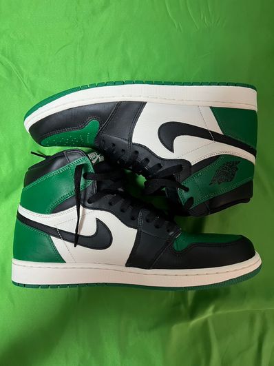 Nike Air Jordan 1 Retro High OG "Pine Green"(2018)