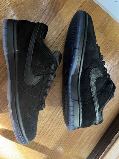 UNDEFEATED × Nike Dunk Low SP "5 ON IT"