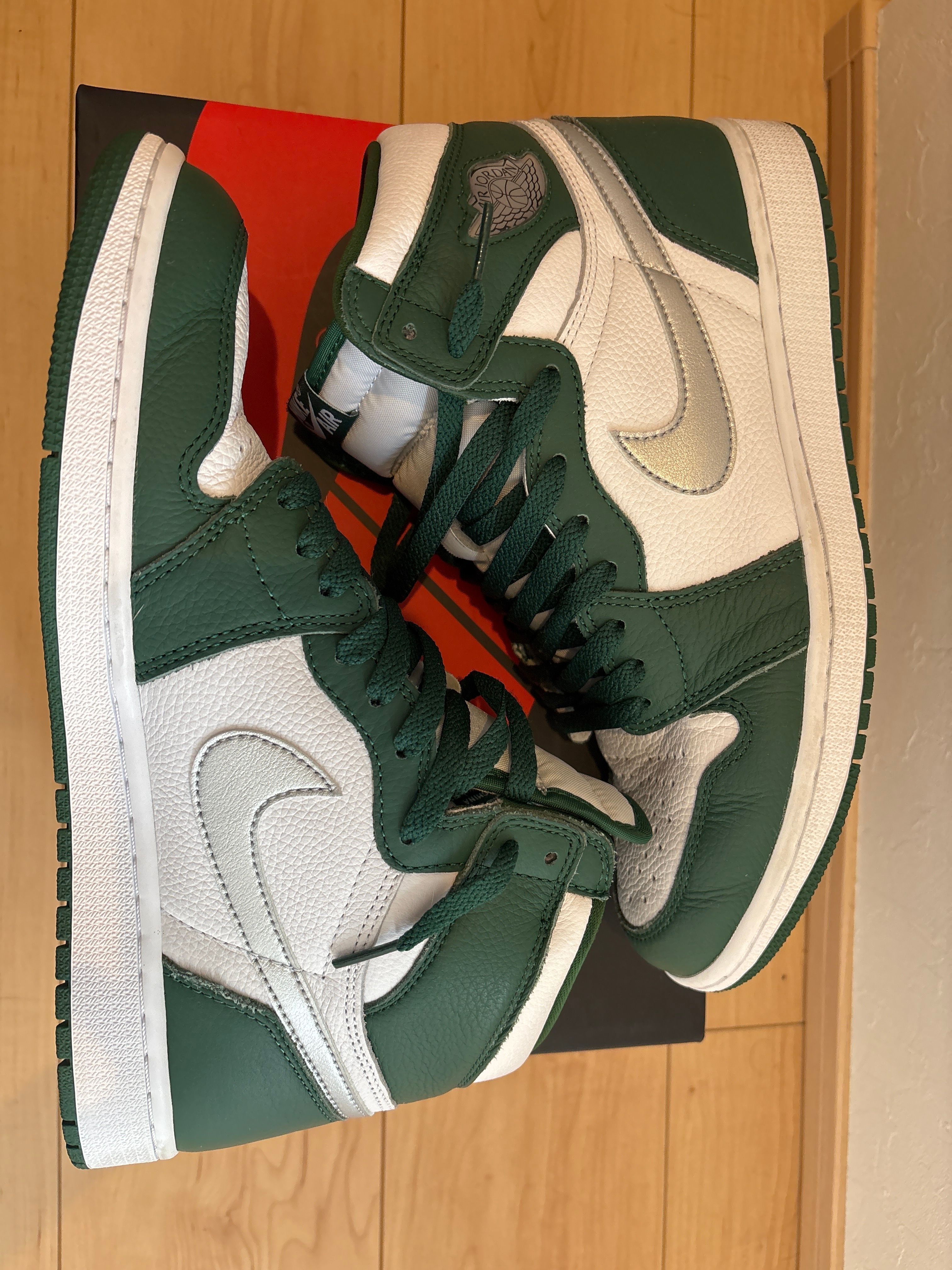 Nike Air Jordan 1 High Retro OG "Gorge Green"