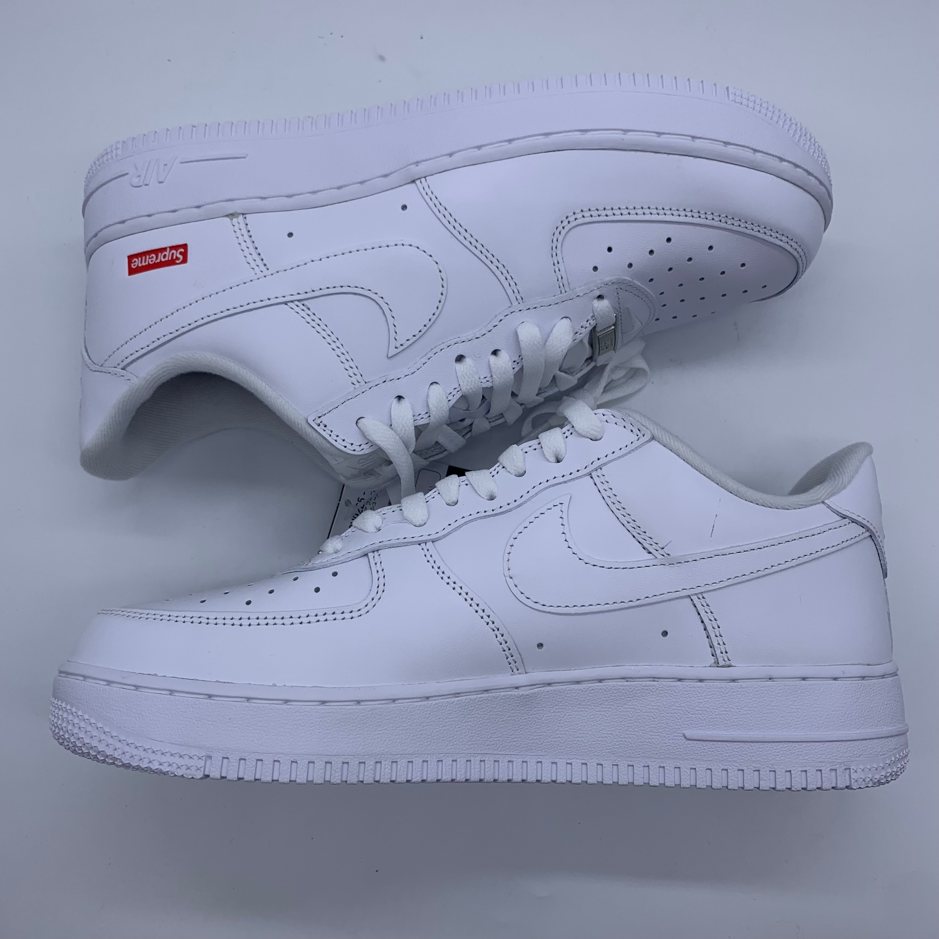 Supreme × Nike Air Force 1 Low 