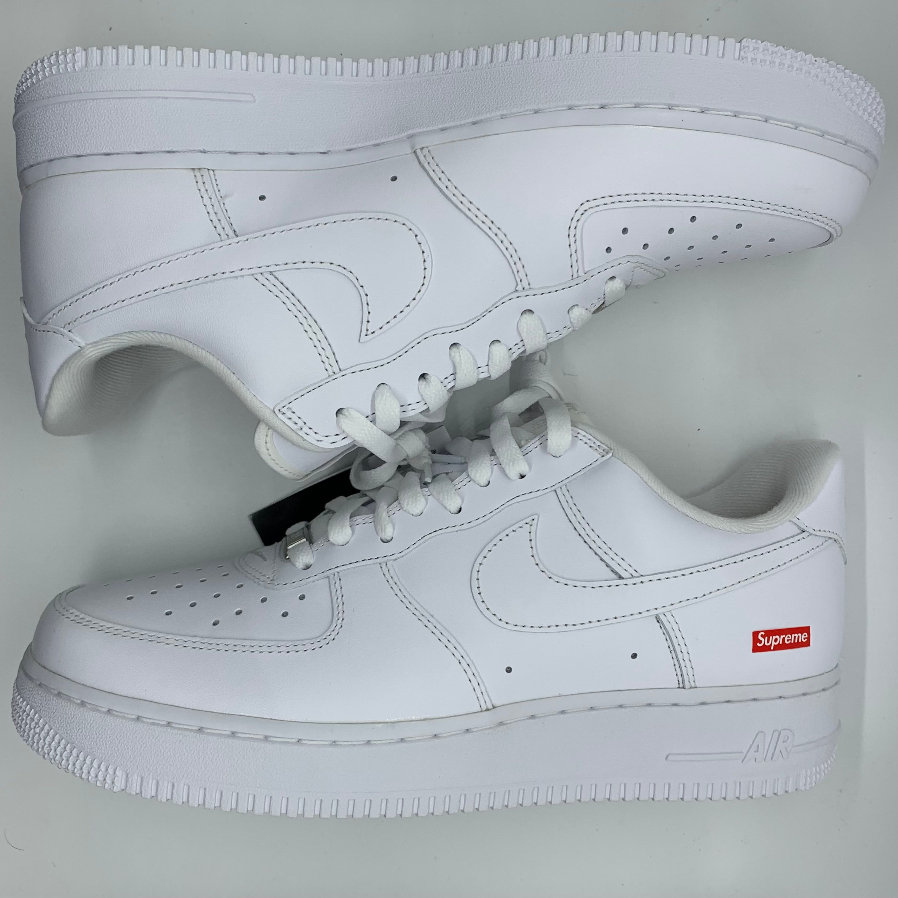 Supreme × Nike Air Force 1 Low "White"