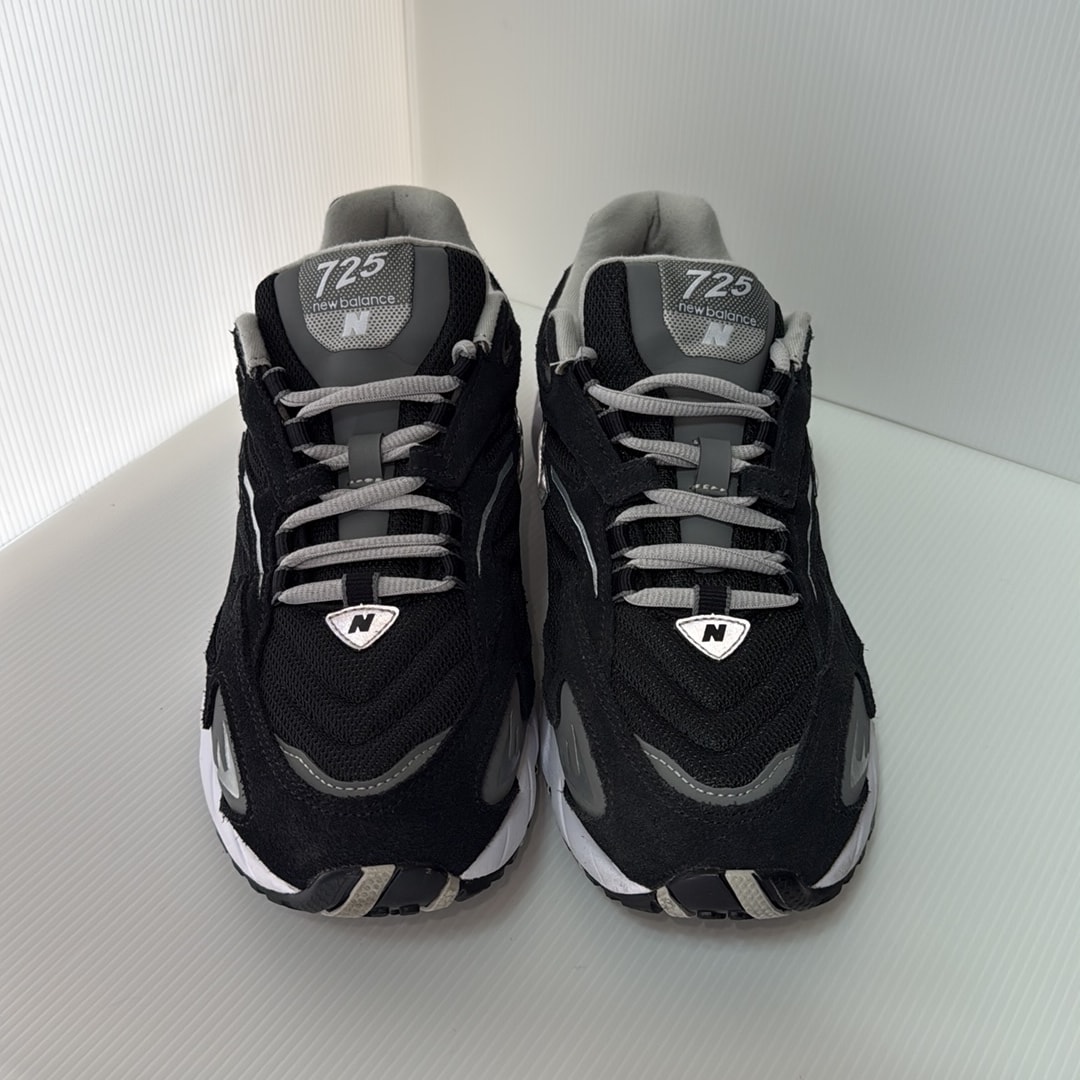 New Balance ML725R "Black"