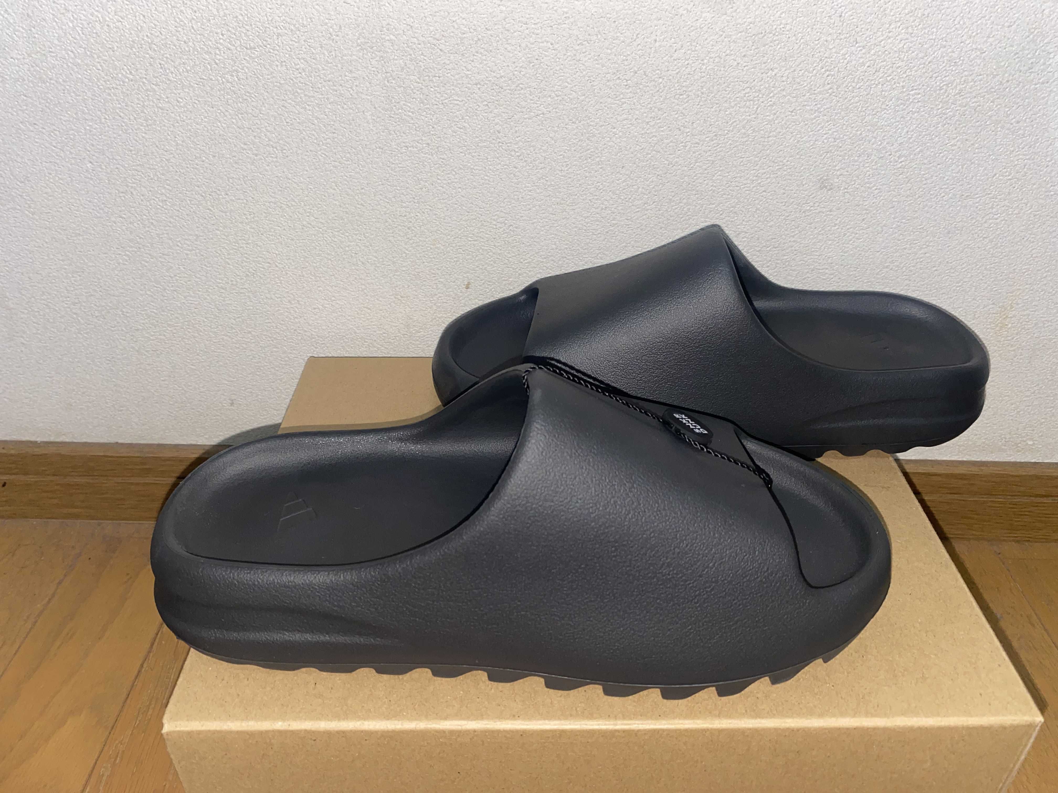 adidas YEEZY Slide "Onyx"
