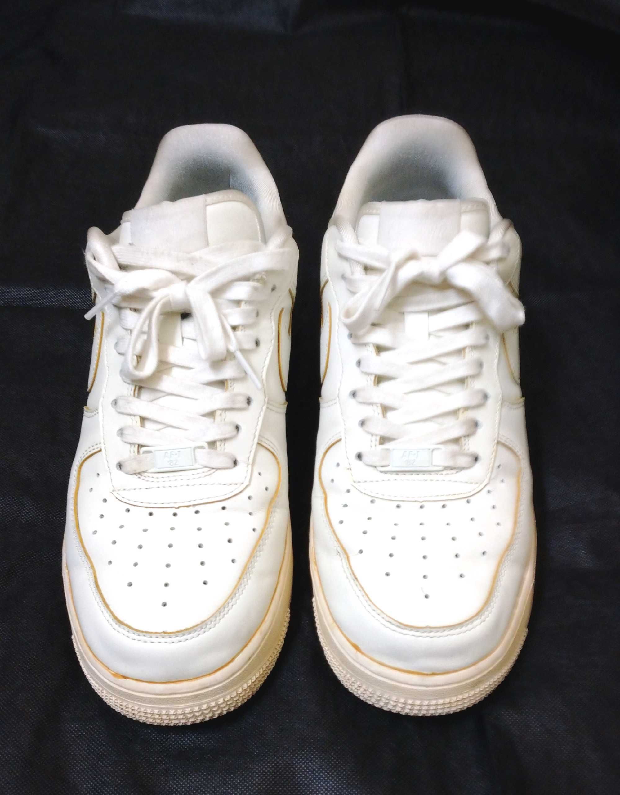 Nike Air Force 1 Low '07 LV8 "Made You Look"
