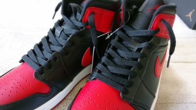 Nike Air Jordan 1 Mid "Bred"