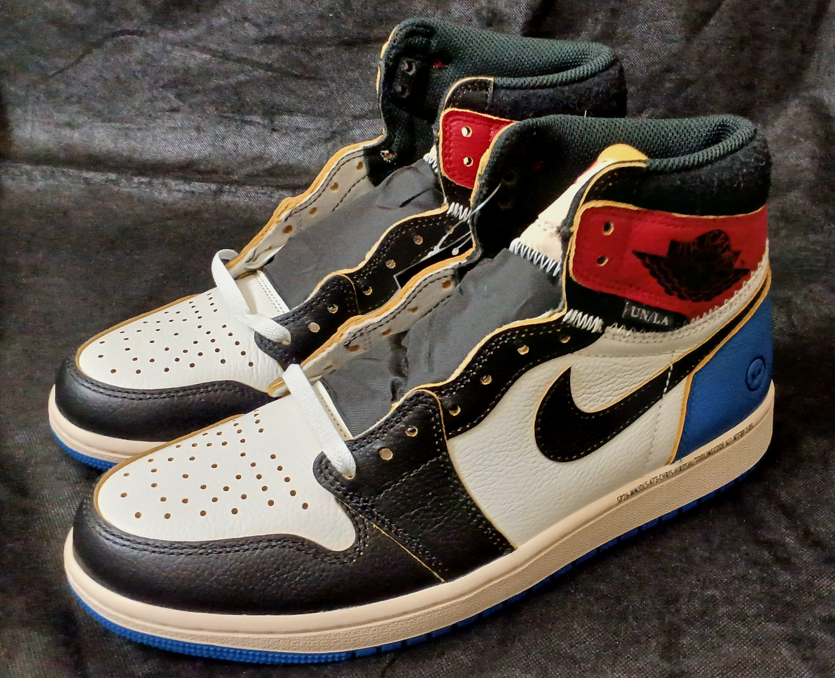 fragment design × UNION × Nike Air Jordan 1 High OG "Black/Varsity Red"