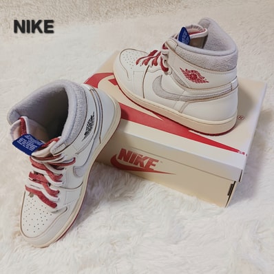 Nike Women's Air Jordan 1 Retro High OG "Rare Air/Cinnabar"