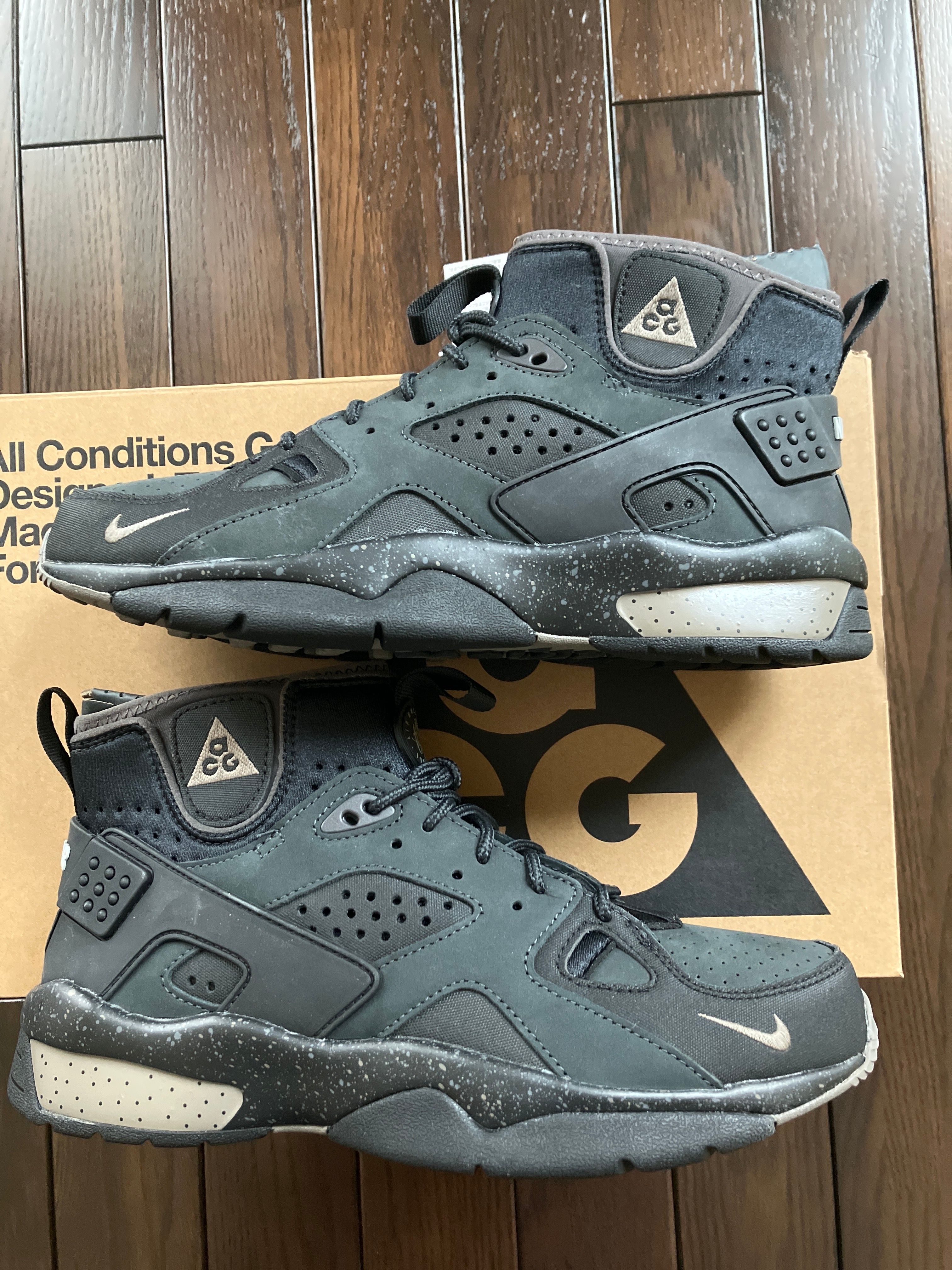 Nike ACG Air Mowabb "Olive Grey"