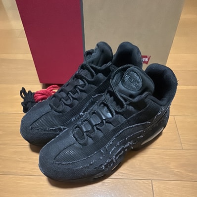 Levi's × Nike Air Max 95 OG "Denim Black"