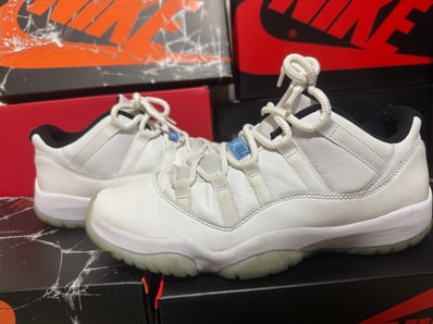 Nike Air Jordan 11 Low "Legend Blue"