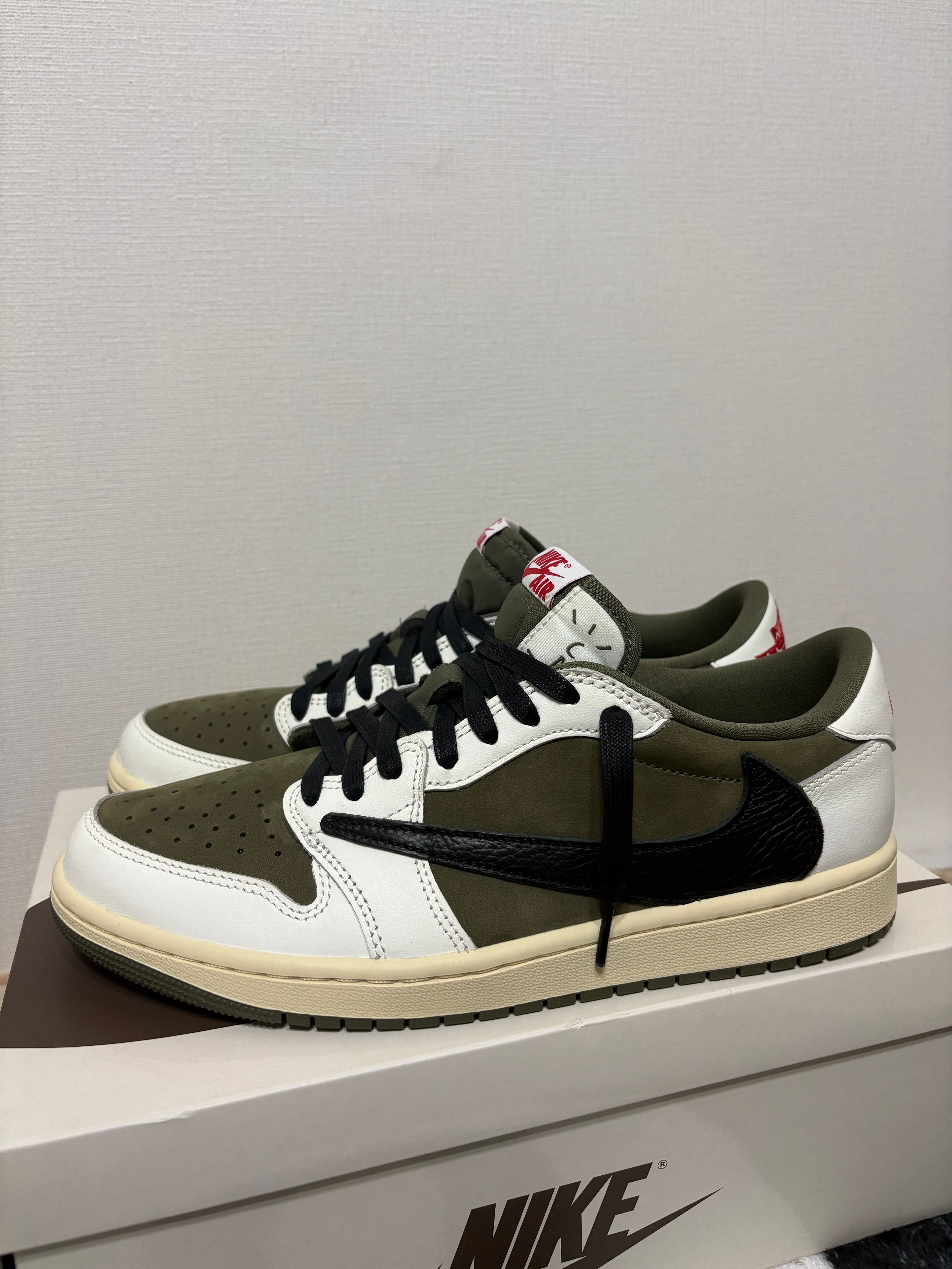 Travis Scott × Nike Air Jordan 1 Low OG SP "Reverse Olive"