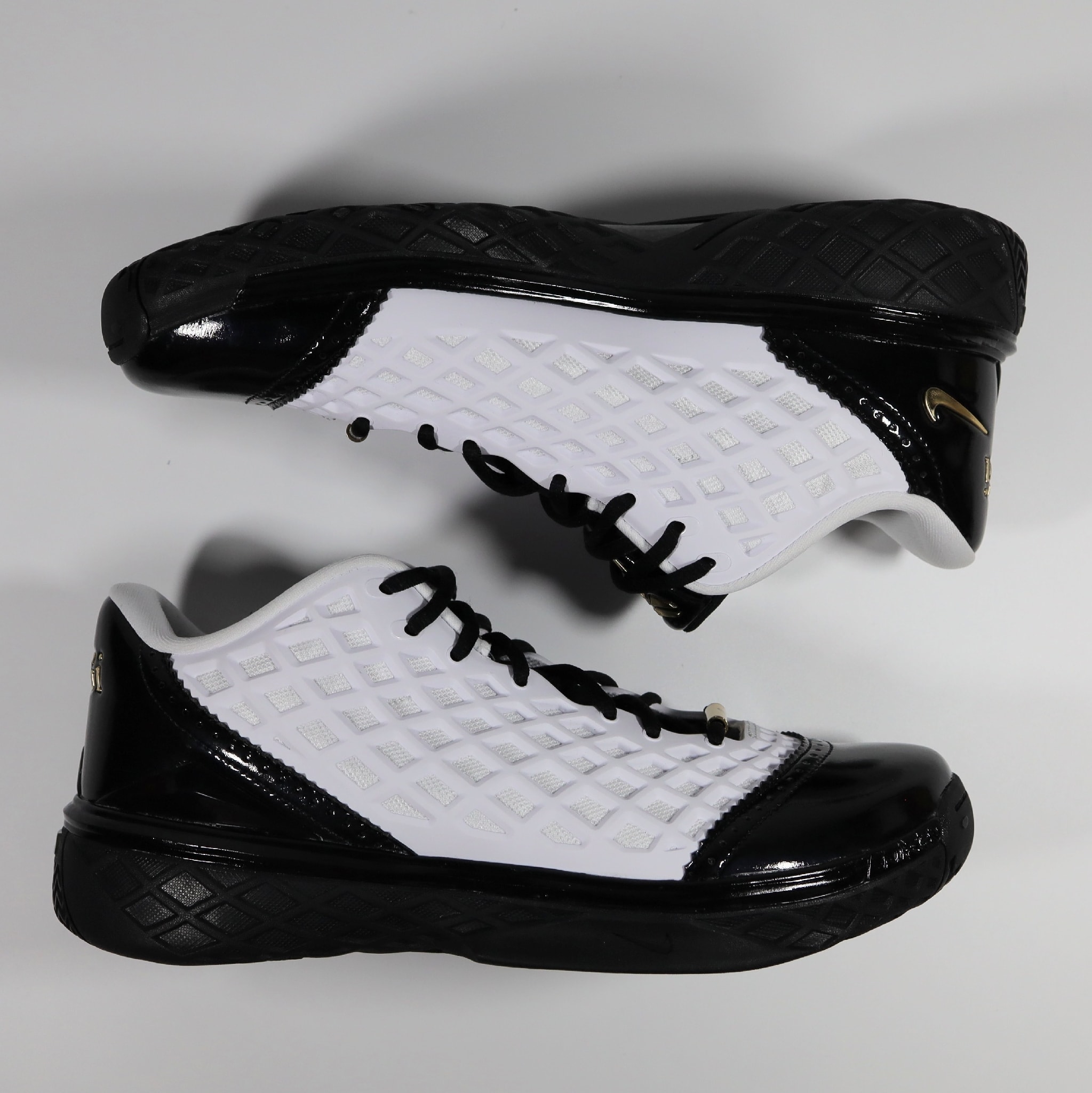 Nike Kobe 3 Low Protro "White/Black"