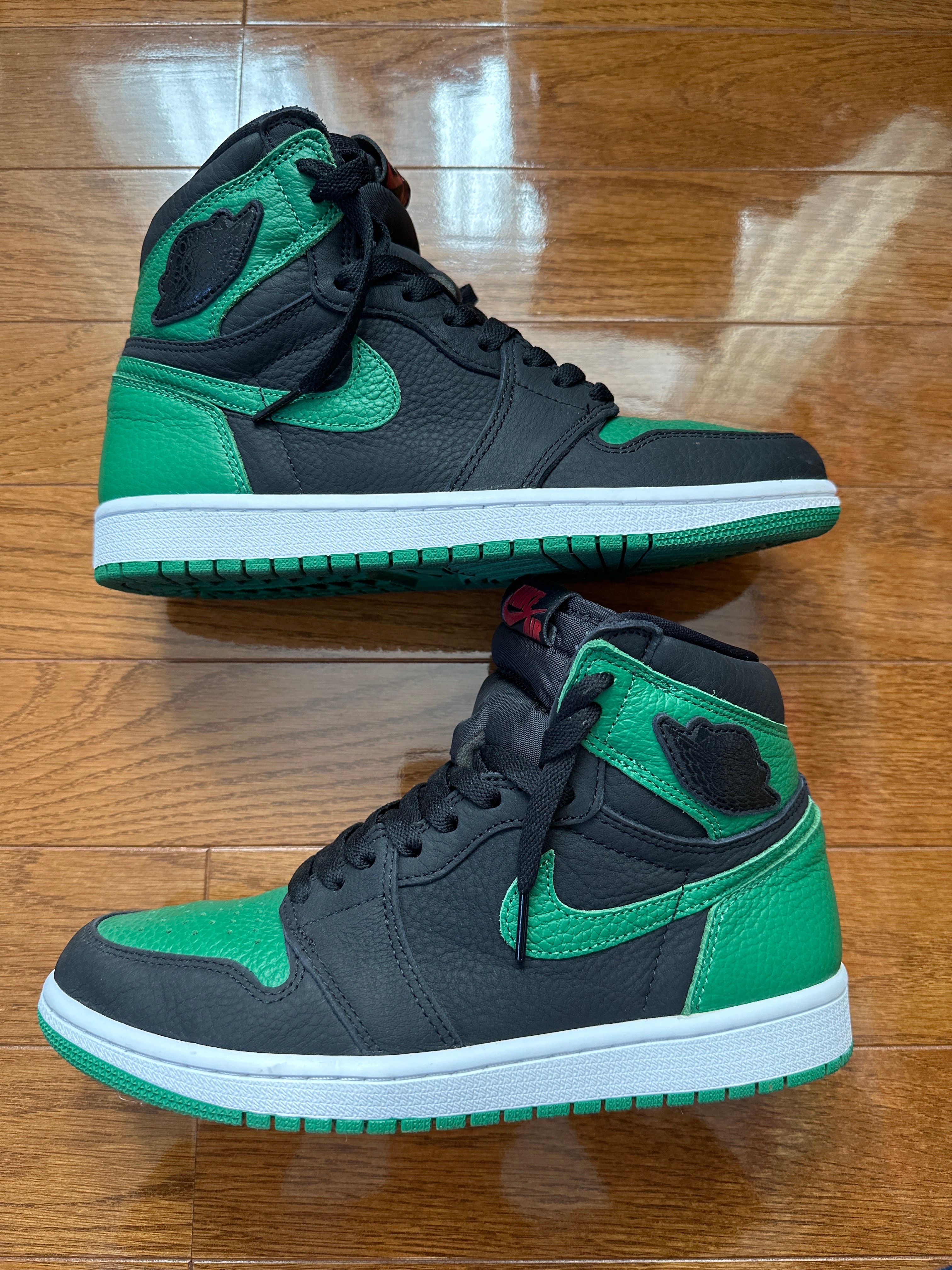 Nike Air Jordan 1 Retro High OG "Black/Pine Green" (2020)