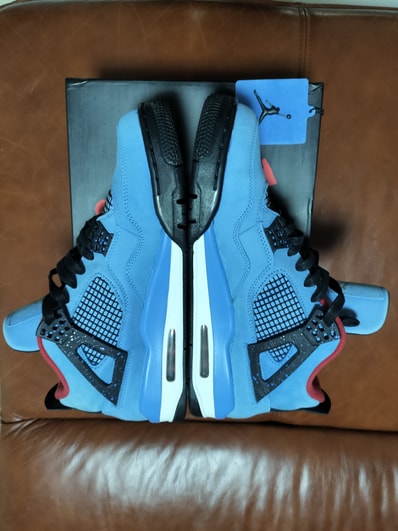 Travis Scott × Nike Air Jordan 4 Retro Cactus Jack "University Blue"