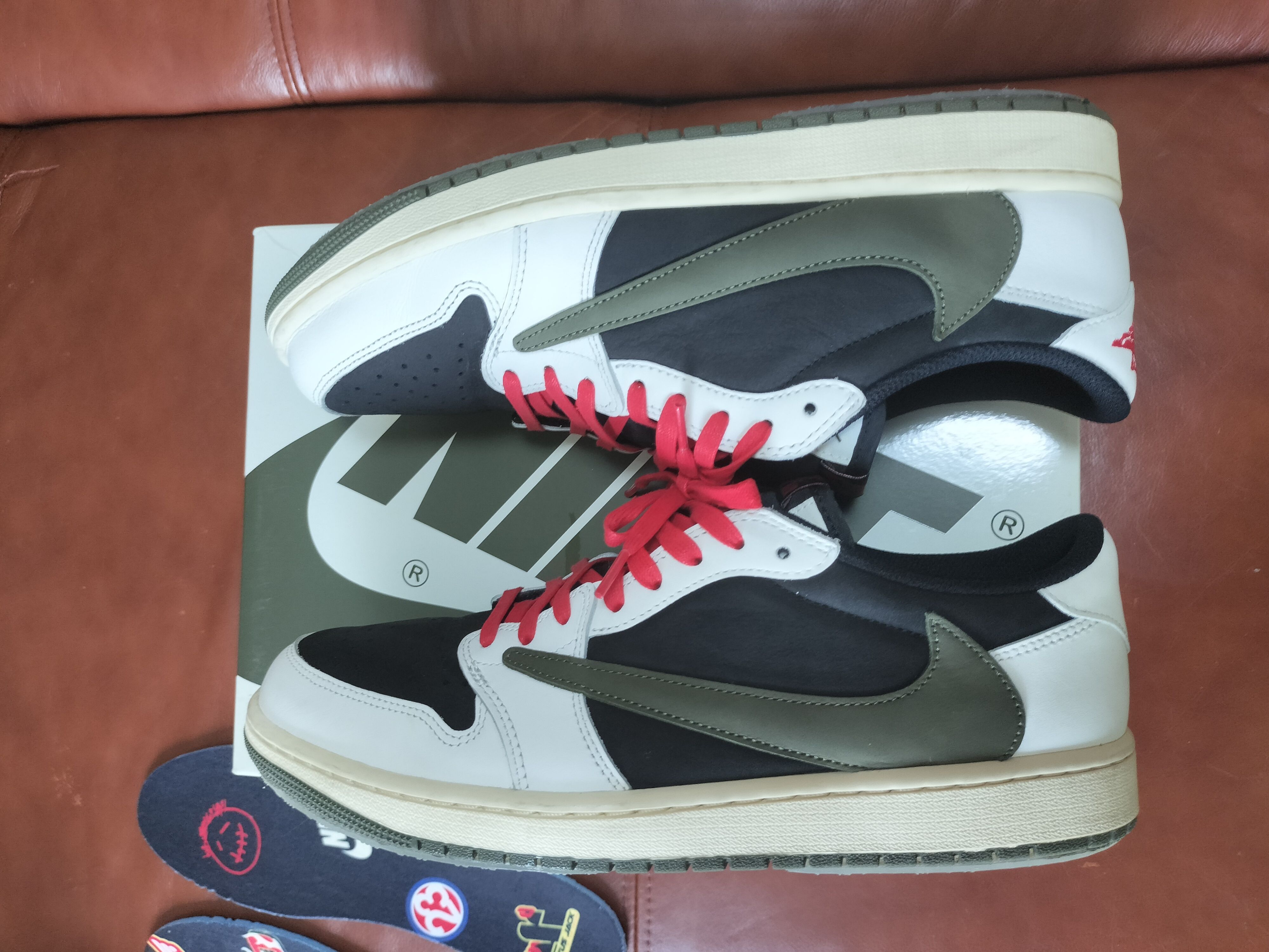 Travis Scott × Nike Women's Air Jordan 1 Low OG "Medium Olive"