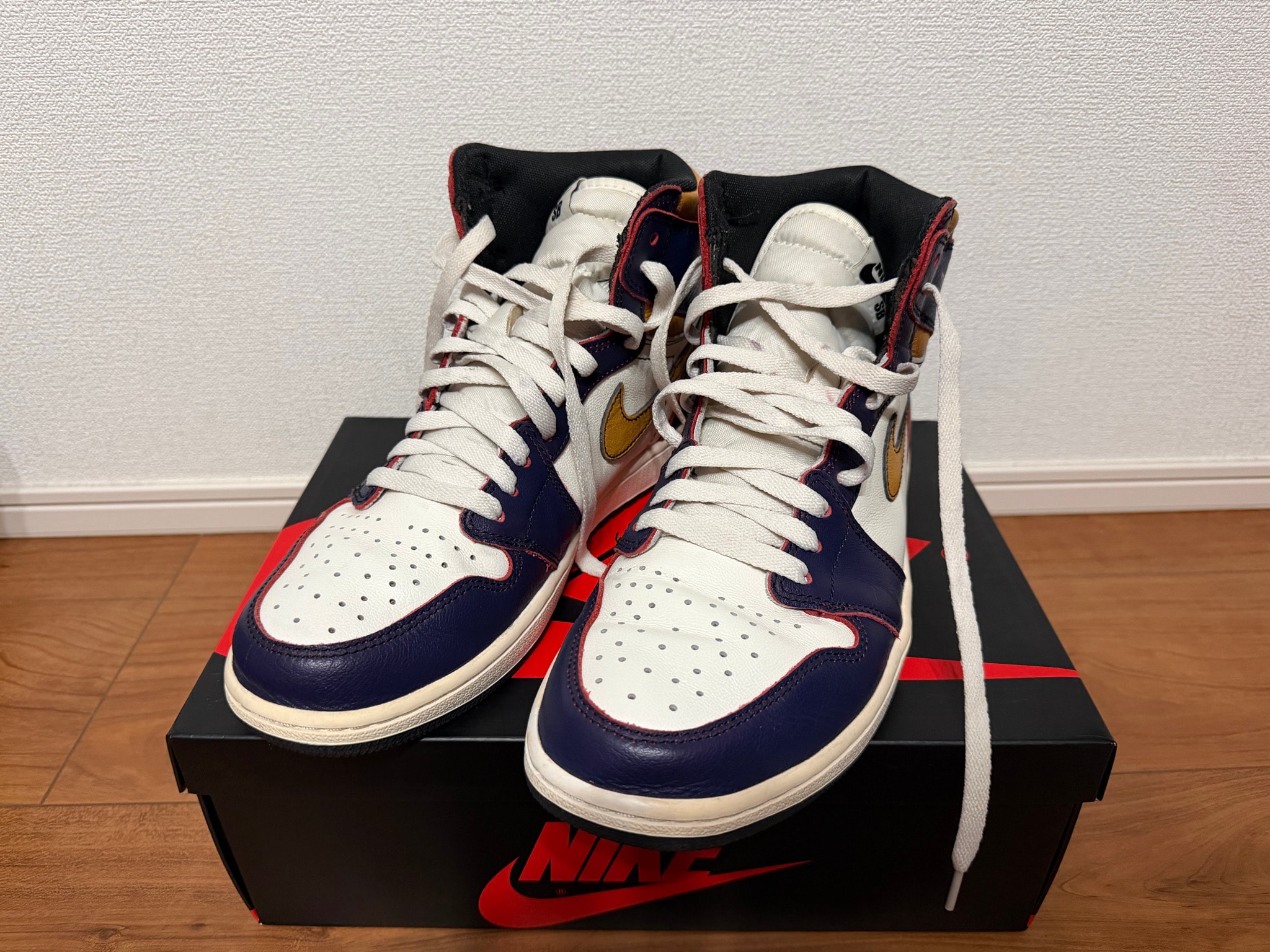 Nike SB × Air Jordan 1 Retro High "La To Chicago"