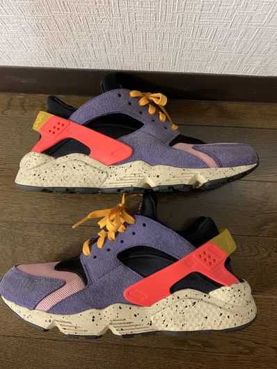 size? × Nike Air Huarache "Court Purple/Bright Crimson"