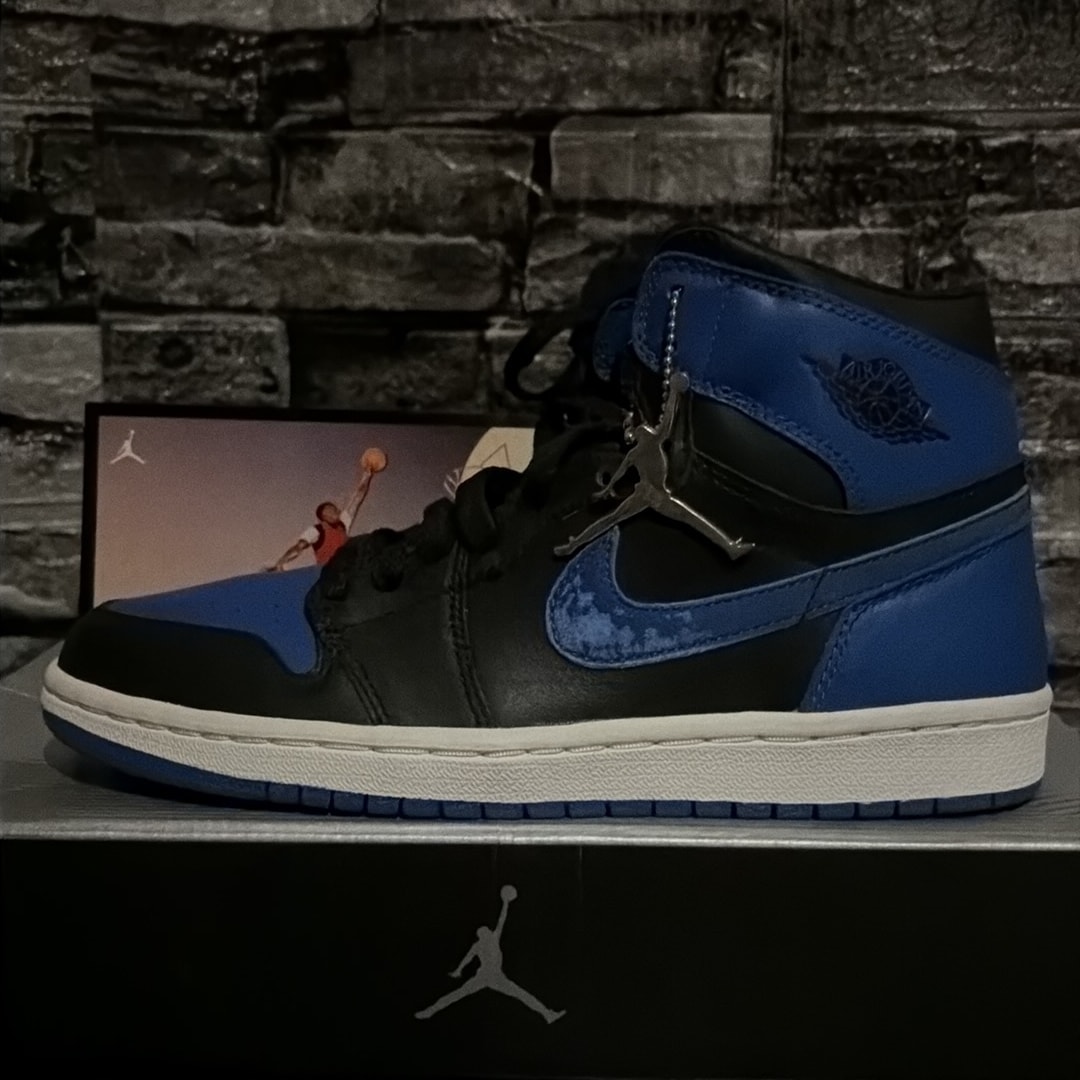 Nike Air Jordan 1 Retro High "Royal" (2001)