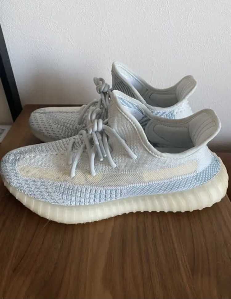 adidas YEEZY Boost 350 V2 "Cloud White"