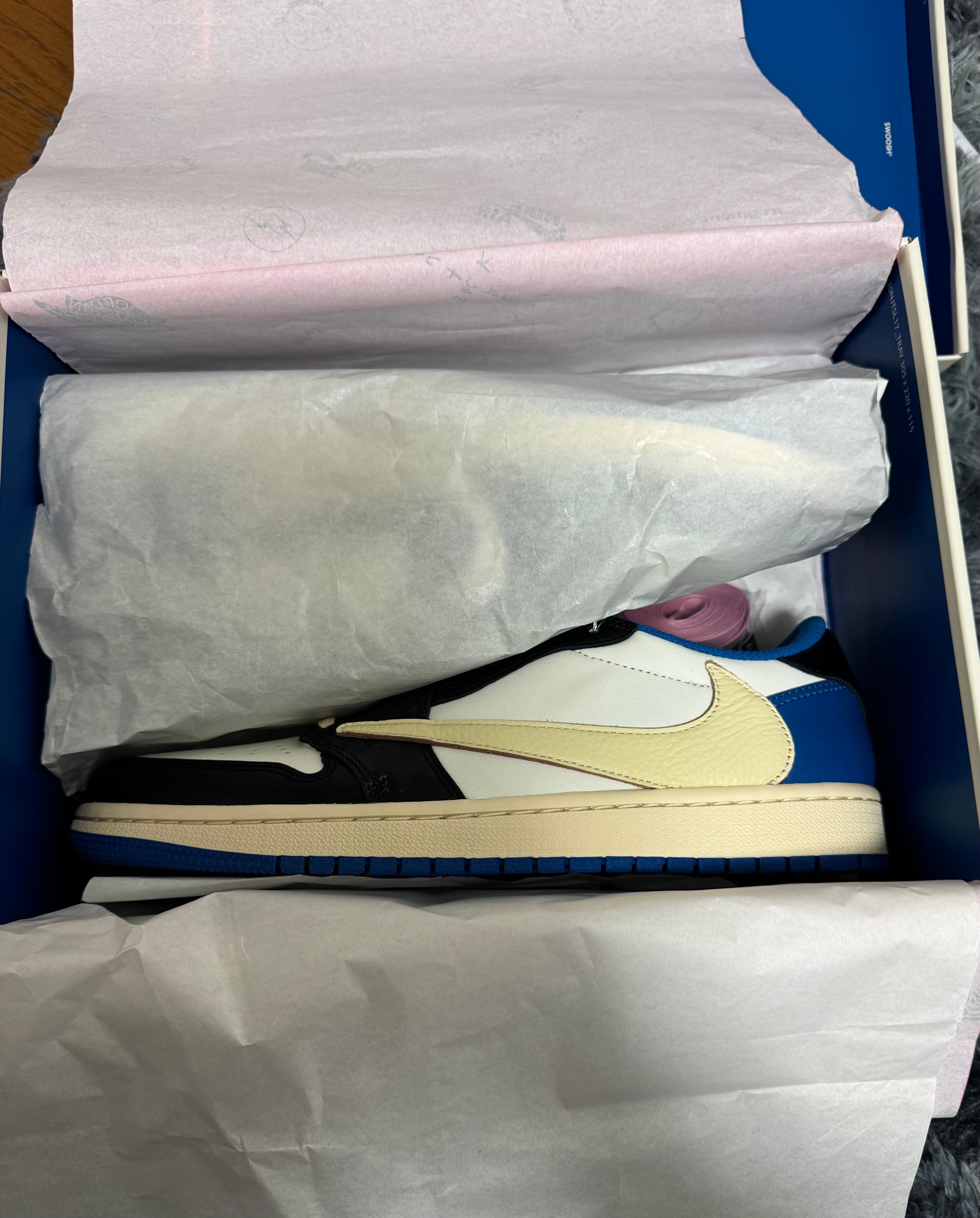 Travis Scott × fragment design × Nike Air Jordan 1 Low OG SP "Military Blue"
