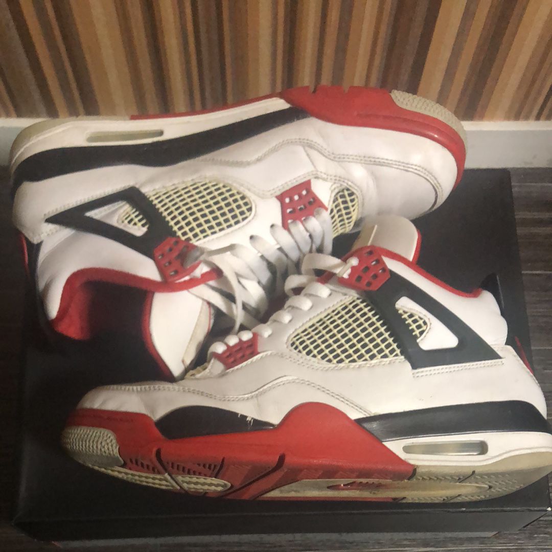 Nike Air Jordan 4 Retro OG "Fire Red" (2020)
