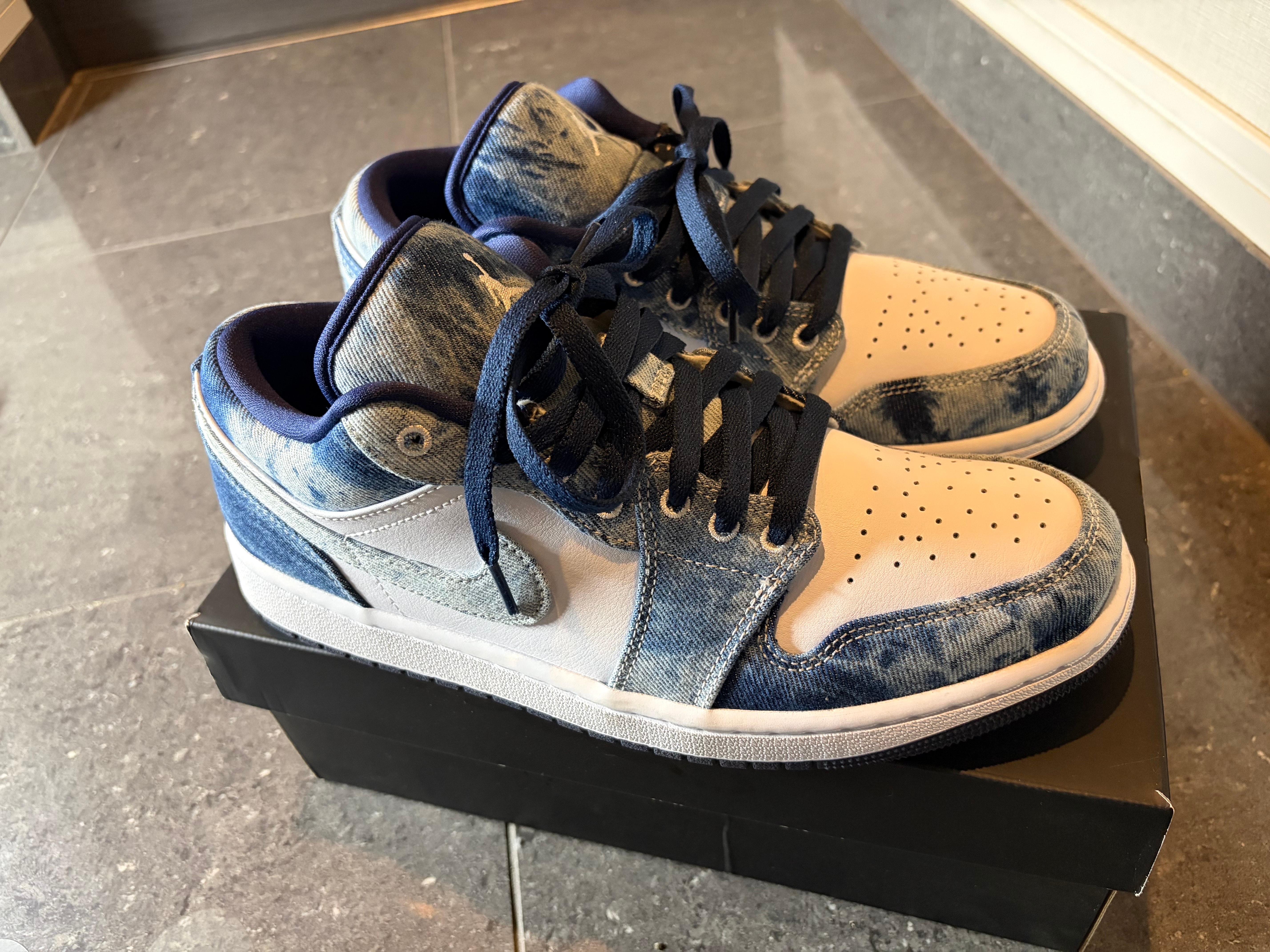 Nike Air Jordan 1 Low "Washed Denim"