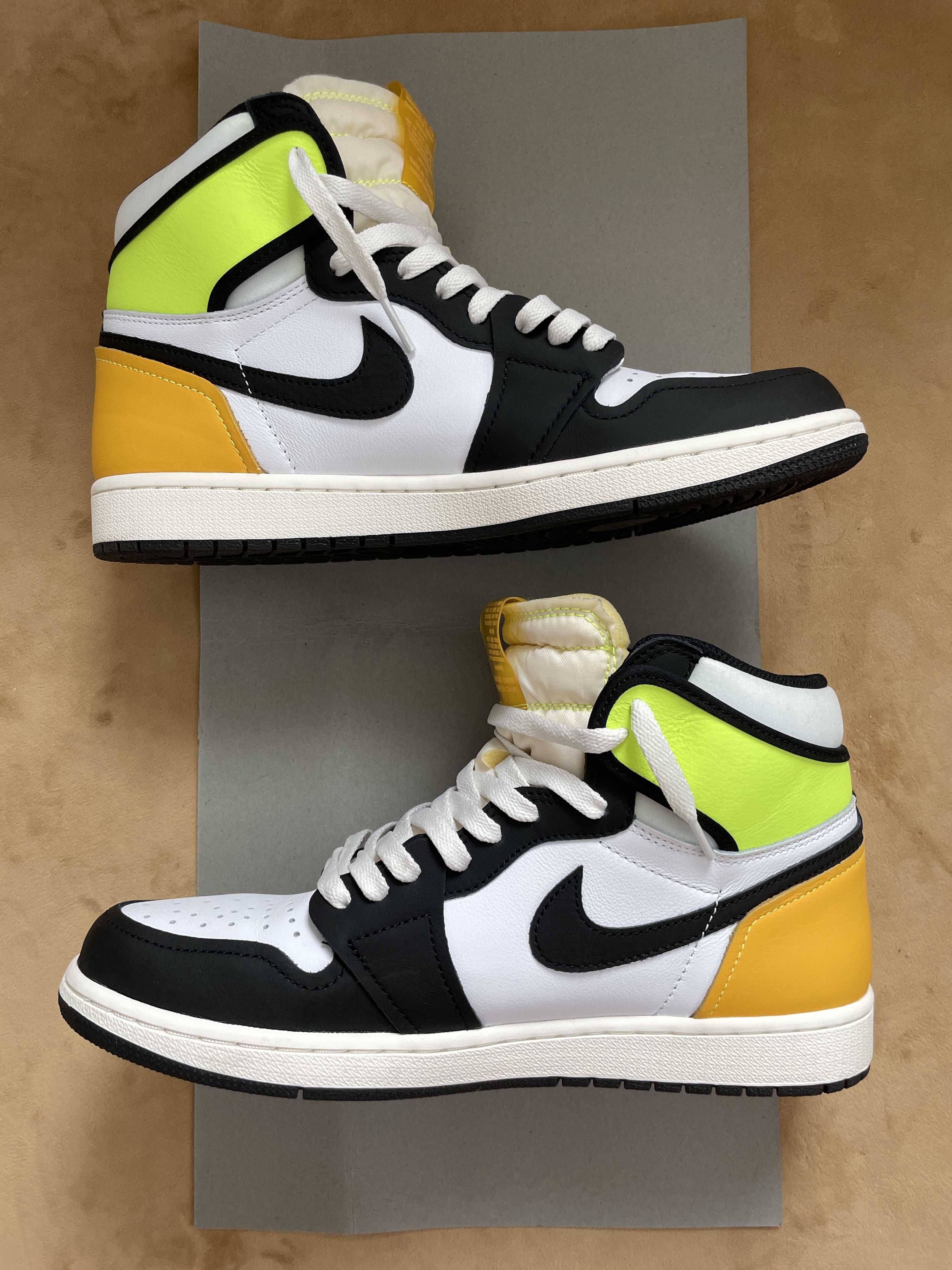 Nike Air Jordan 1 High OG "Volt Gold"