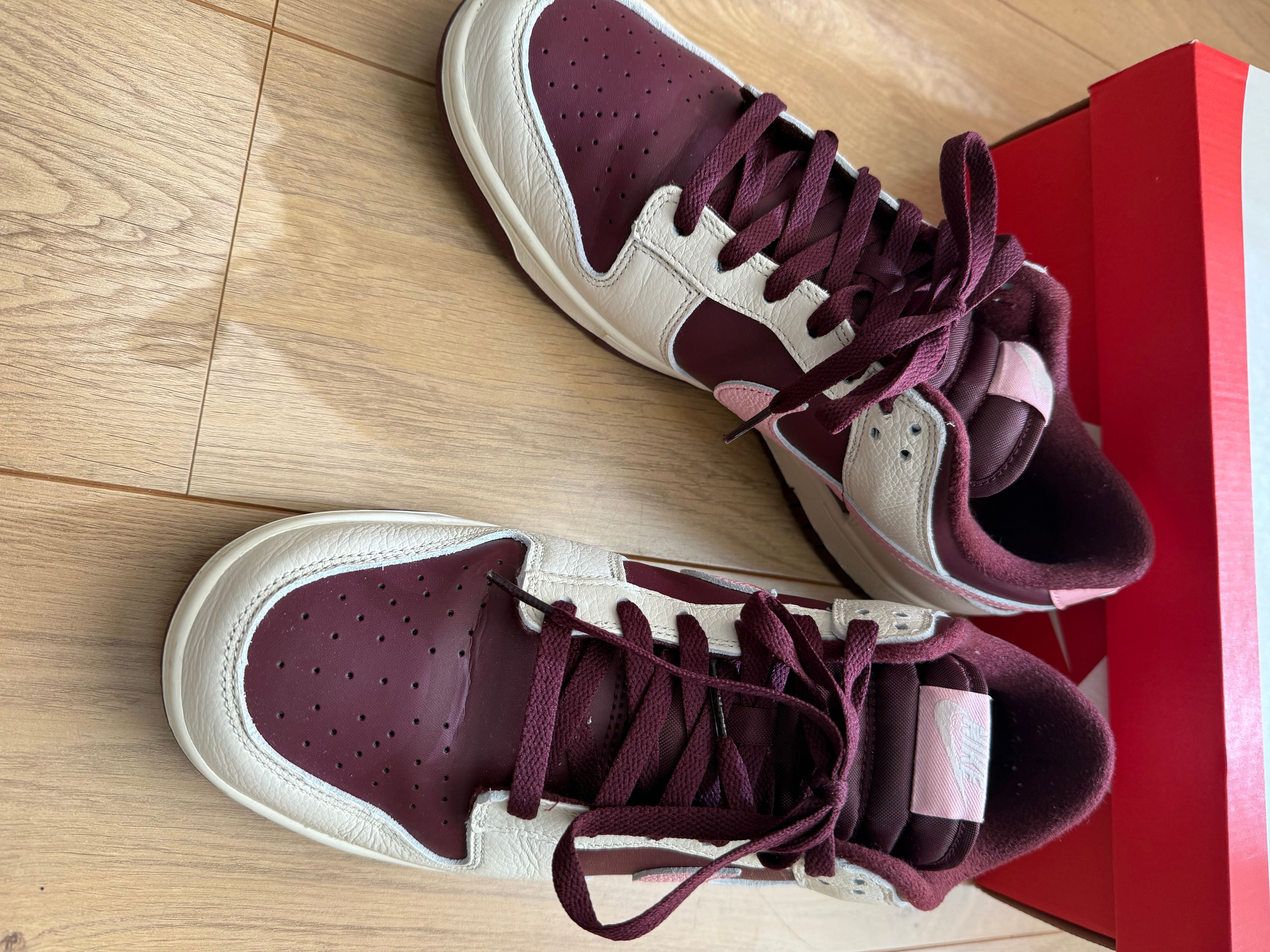 Nike Dunk Low "Valentine’s Day" (2023)