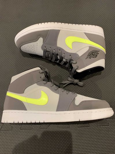 Nike Air Jordan 1 Mid "Gunsmoke Volt"