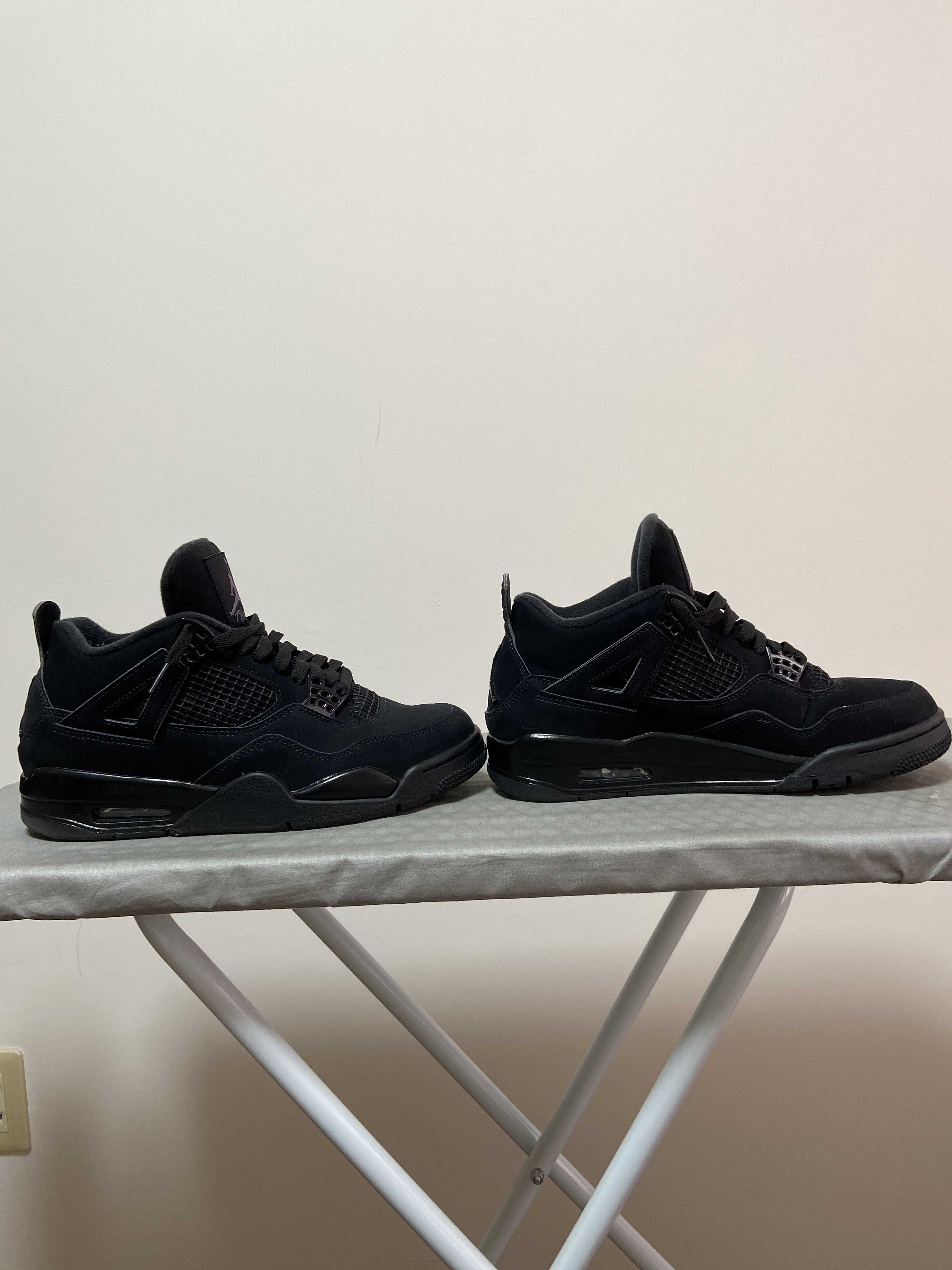 Nike Air Jordan 4 "Black Cat"