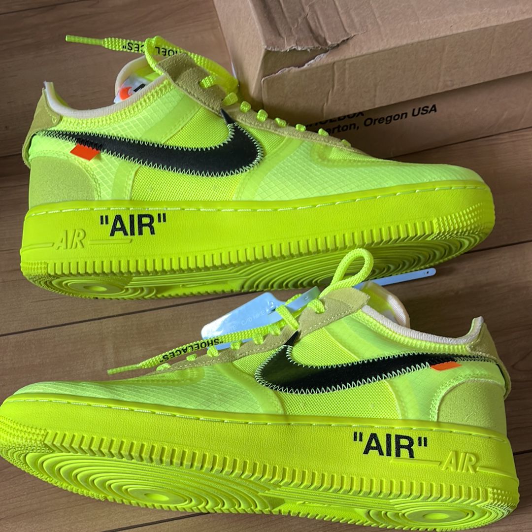 Off-White × Nike Air Force 1 Low "Volt"