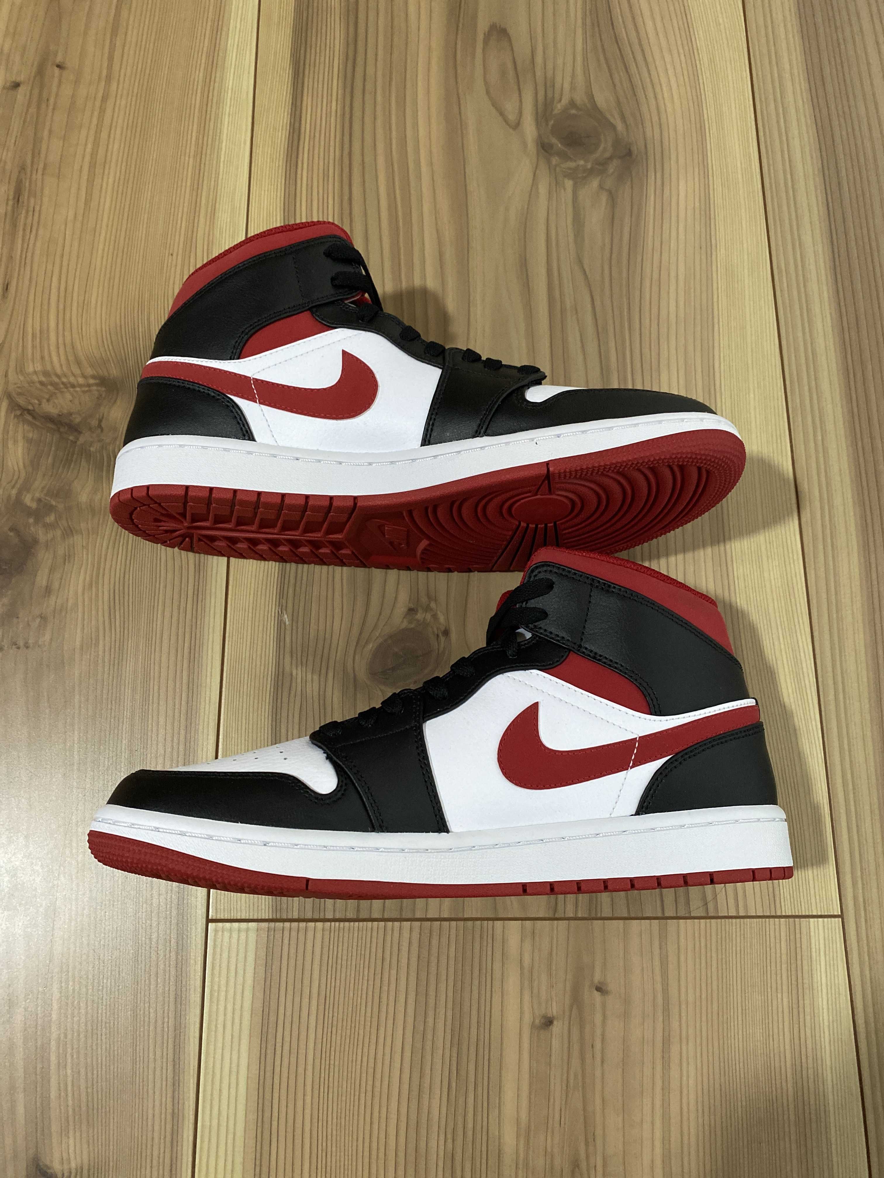 Nike Air Jordan 1 Mid "White/Gym Red Black"