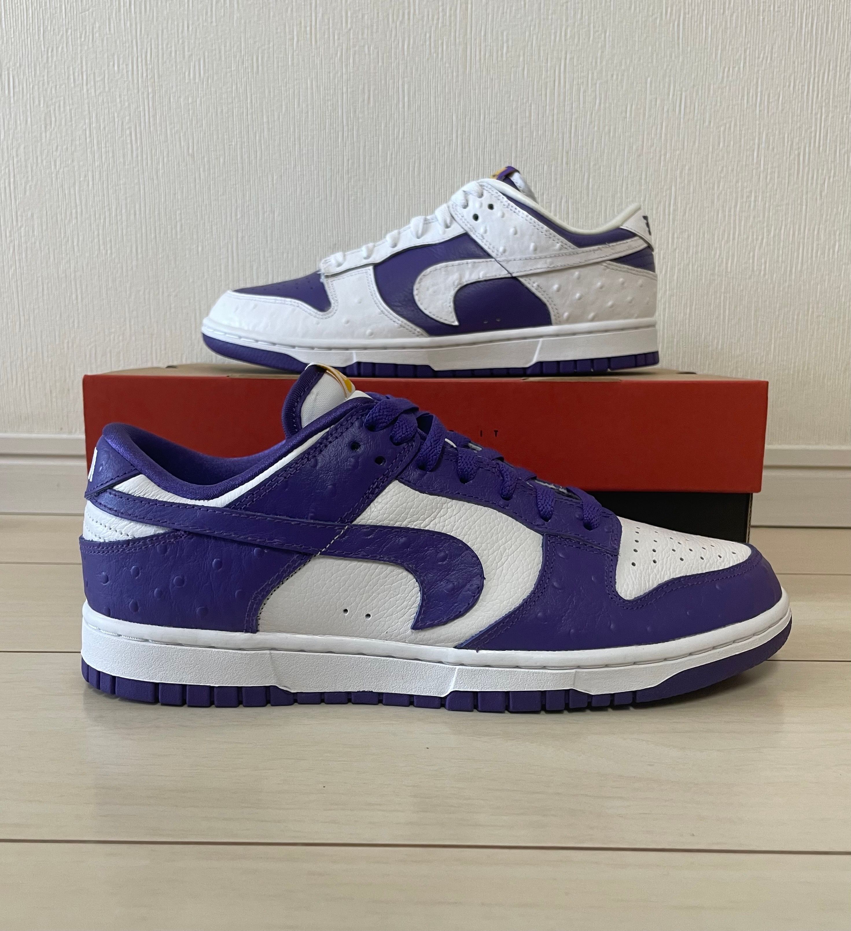 Nike Women's Dunk Low "Made You Look"
