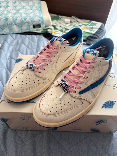 Travis Scott × fragment design × Nike Air Jordan 1 Low OG "Sail/Military Blue"