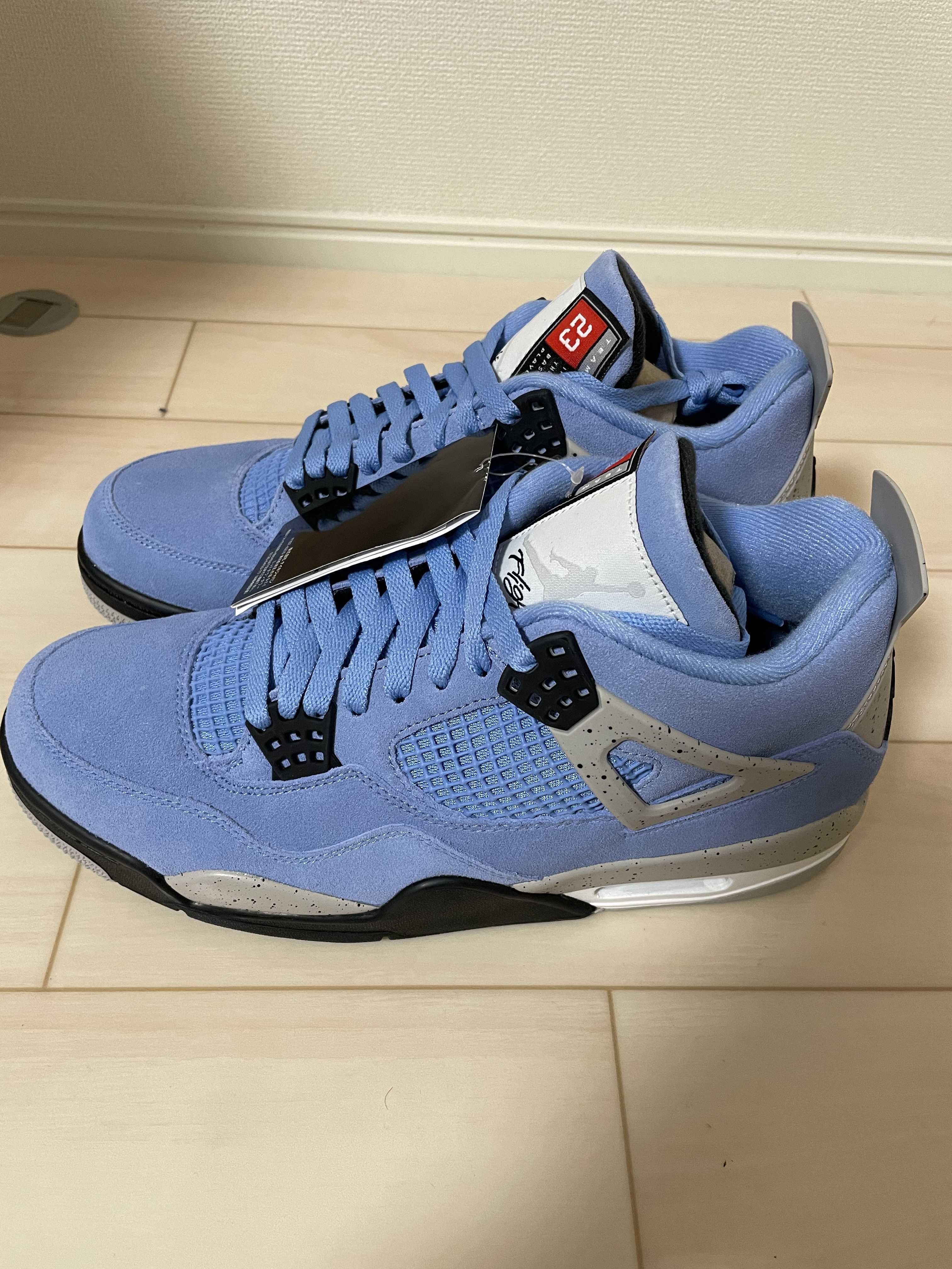 Nike Air Jordan 4 "University Blue"
