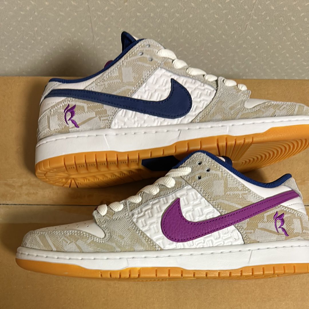 Rayssa Leal × Nike SB Dunk Low PRM "Pure Platinum and Vivid Purple"