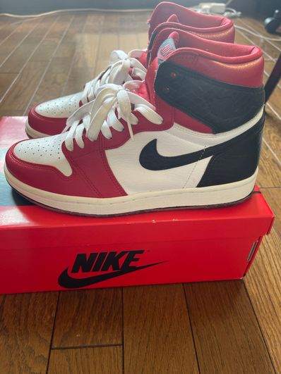 Nike Women's Air Jordan 1 High OG "Satin Red"