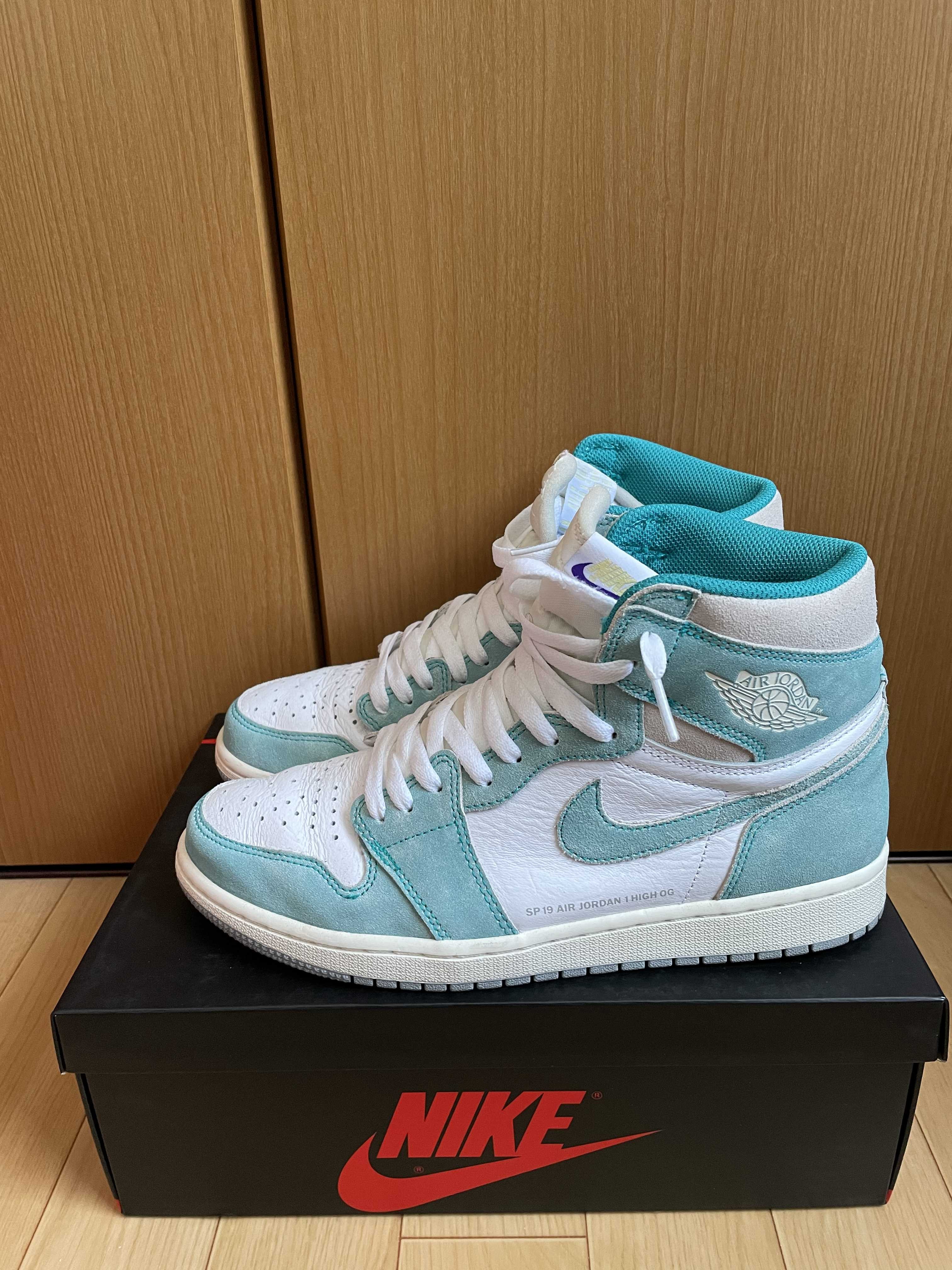 Nike Air Jordan 1 Retro High OG "Turbo Green"