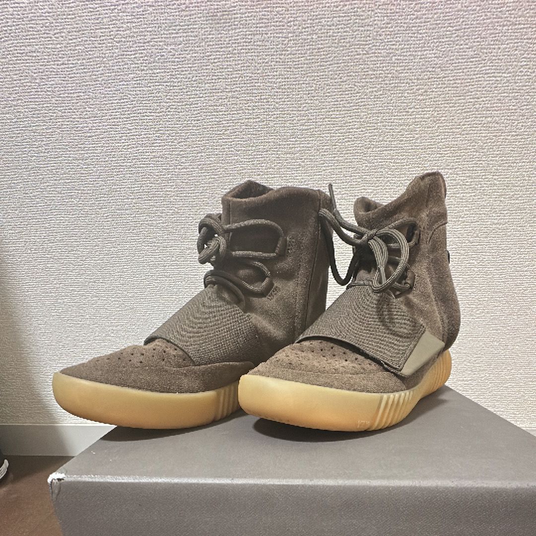 アディダス イージーブースト700 V2 イージーブースト 700 V2(YEEZY BOOST 700 V2)/イージー 人気の