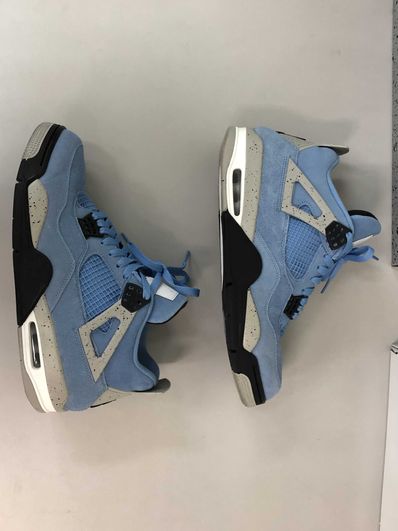Nike Air Jordan 4 "University Blue"