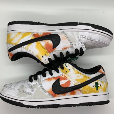 Nike SB Dunk Low "Raygun Tie-Dye/White"