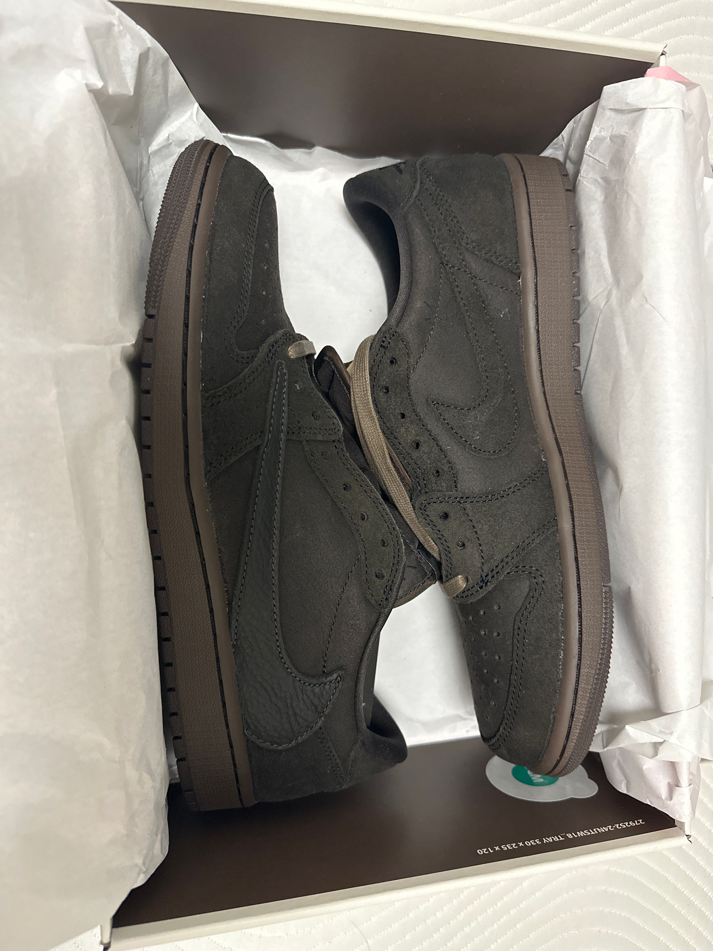 Travis Scott × Nike Air Jordan 1 Low OG SP "Velvet Brown and Dark Mocha"