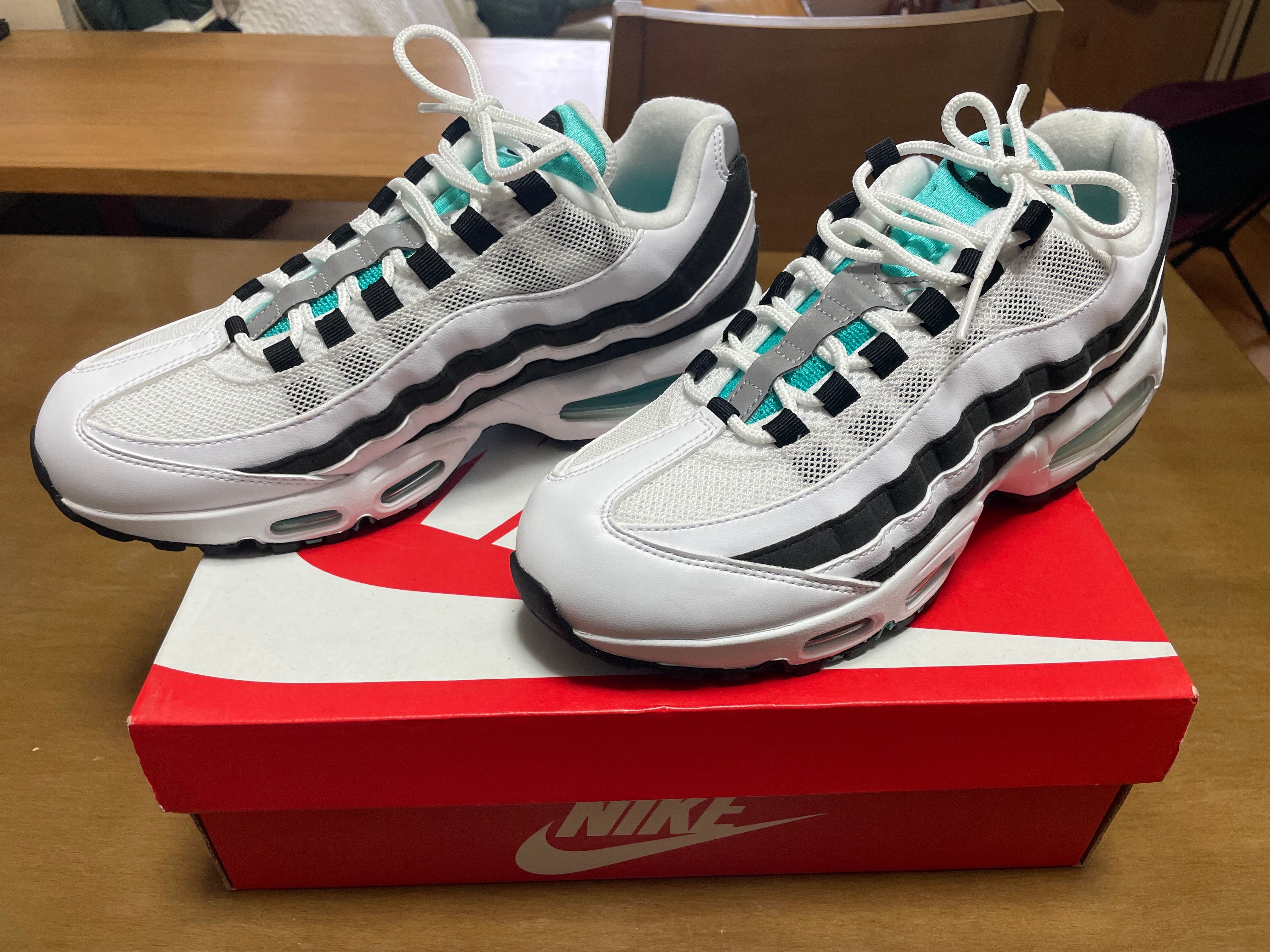 Nike Air Max 95 OG "White and Black"
