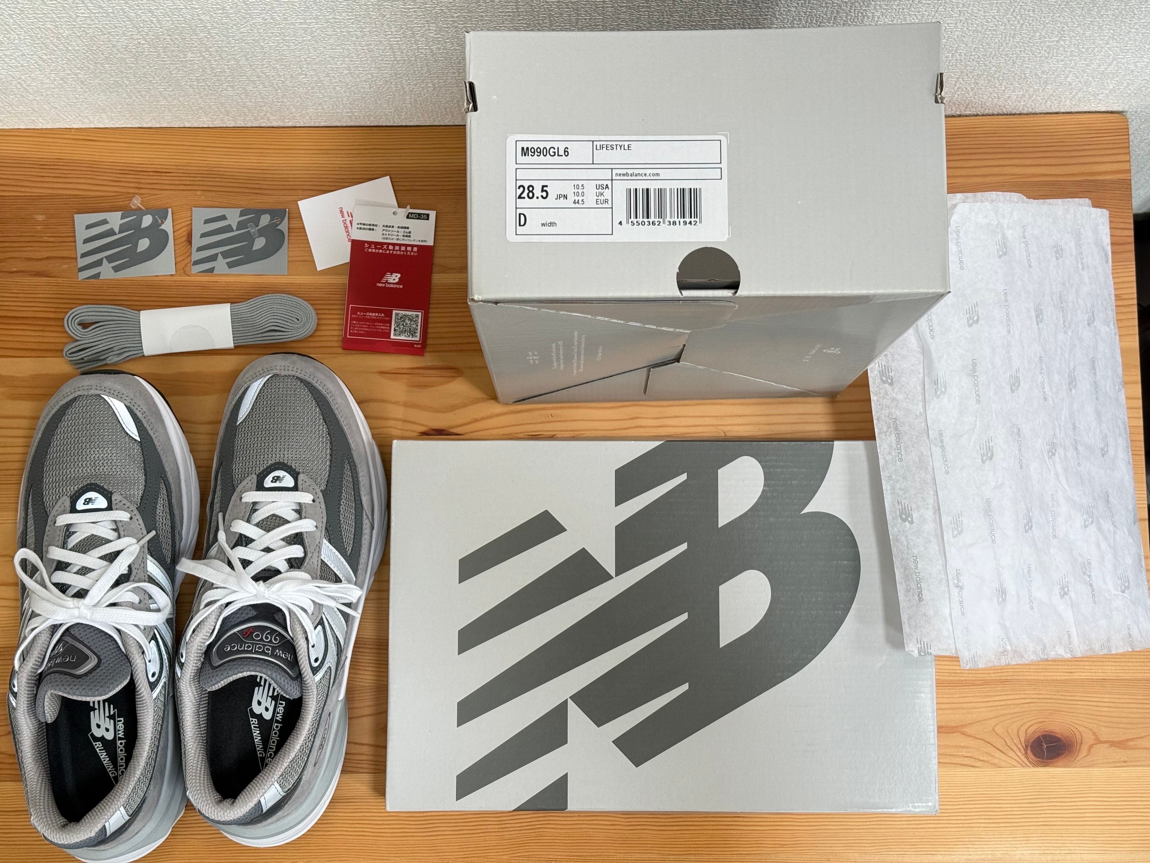 New Balance 990V6 "Gray" (Heel Logo NB)