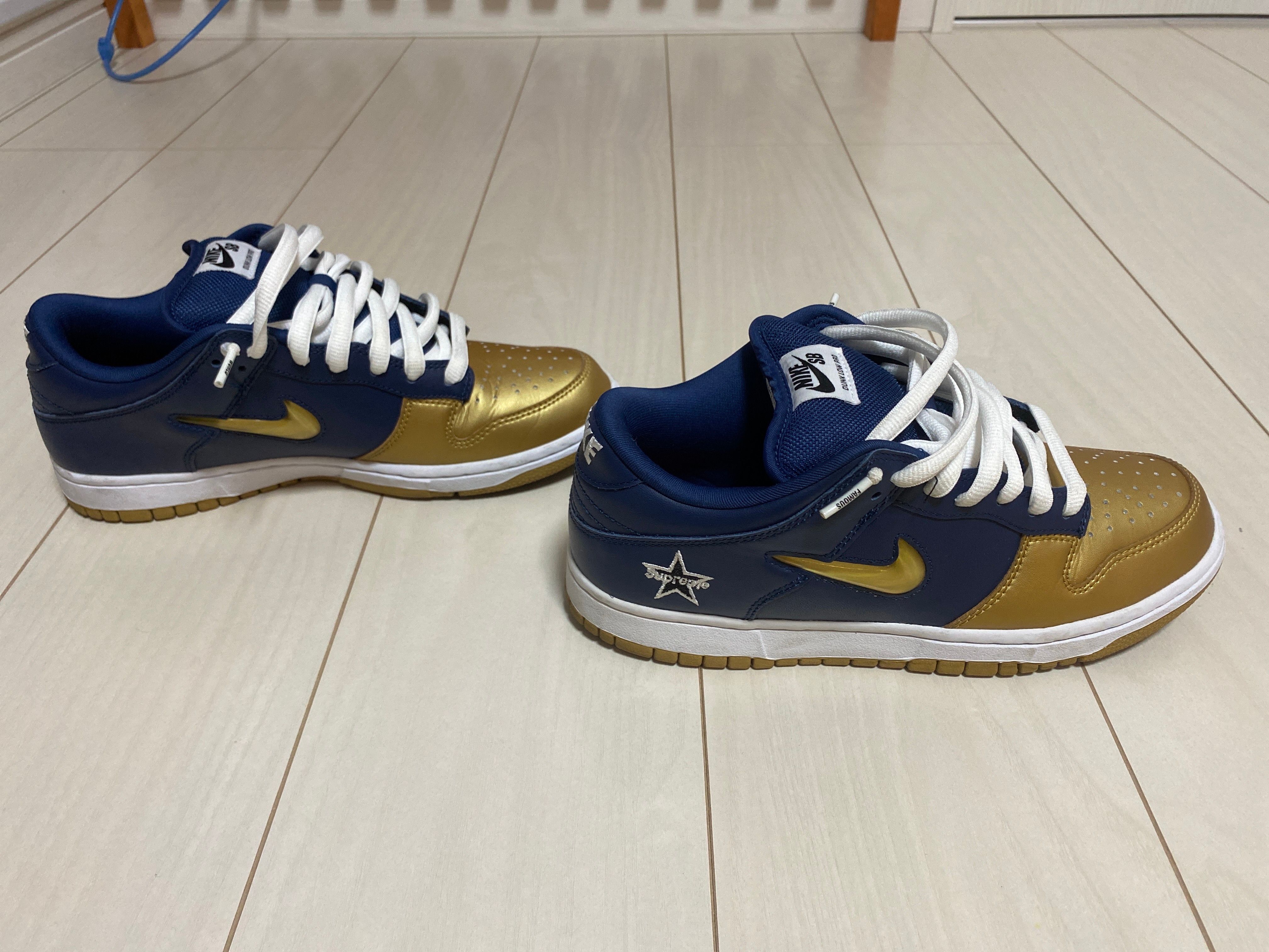 Supreme × Nike SB Dunk Low OG QS "Metallic Gold/Navy"