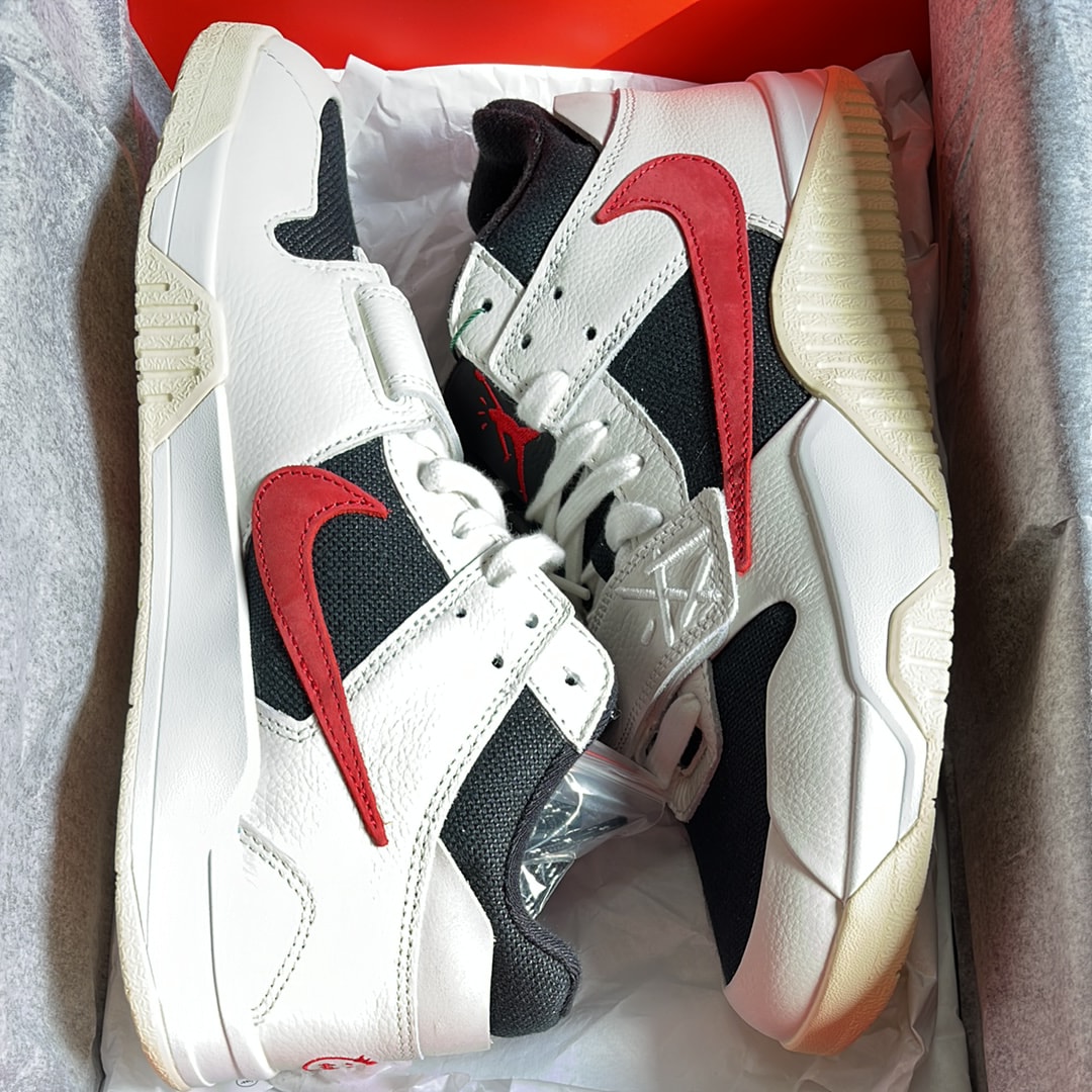 トラヴィススコット × ナイキ ジョーダン ジャンプマンジャック TR "ユニバーシティレッド"