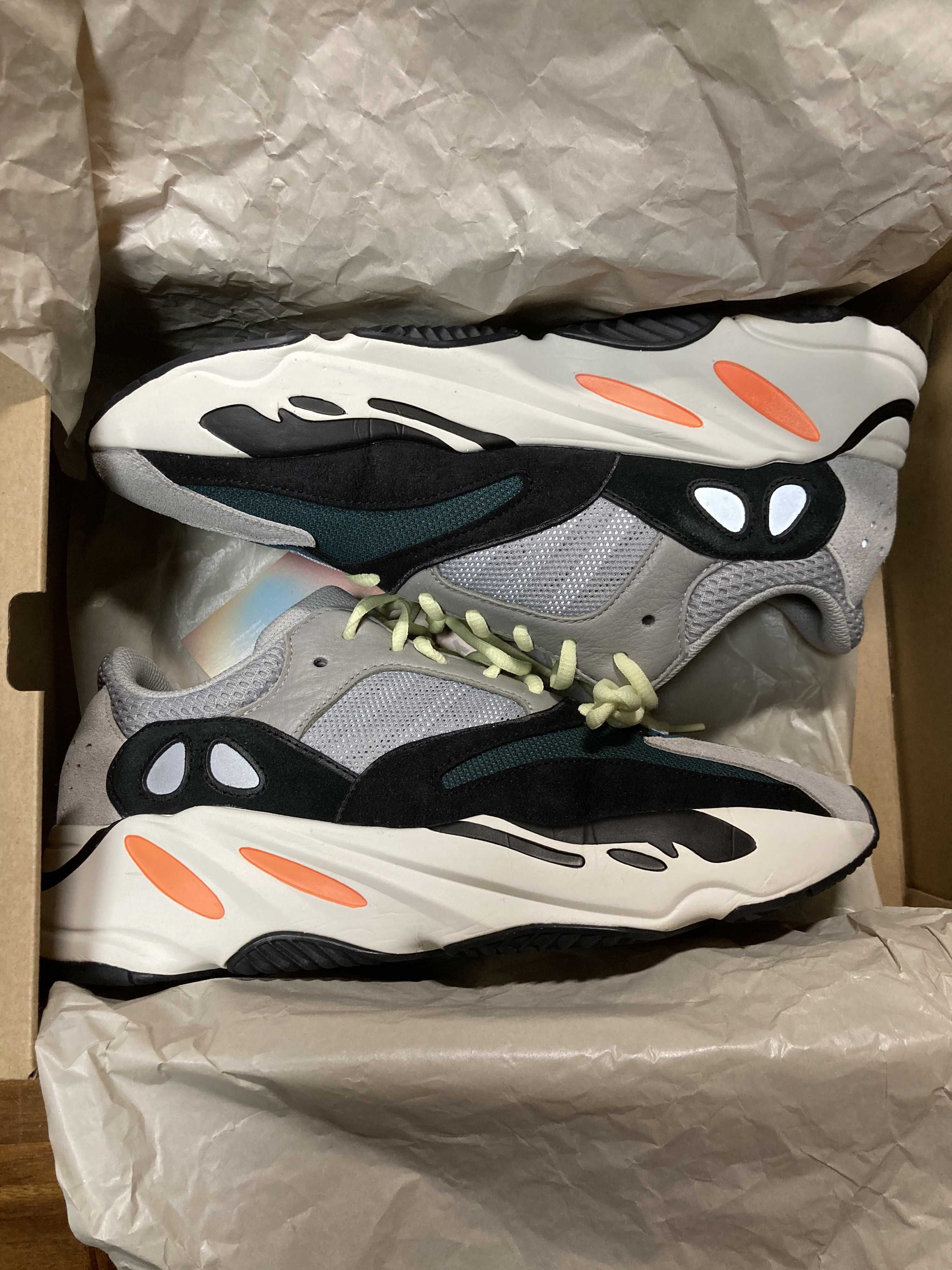adidas YEEZY Boost 700 "Wave Runner"